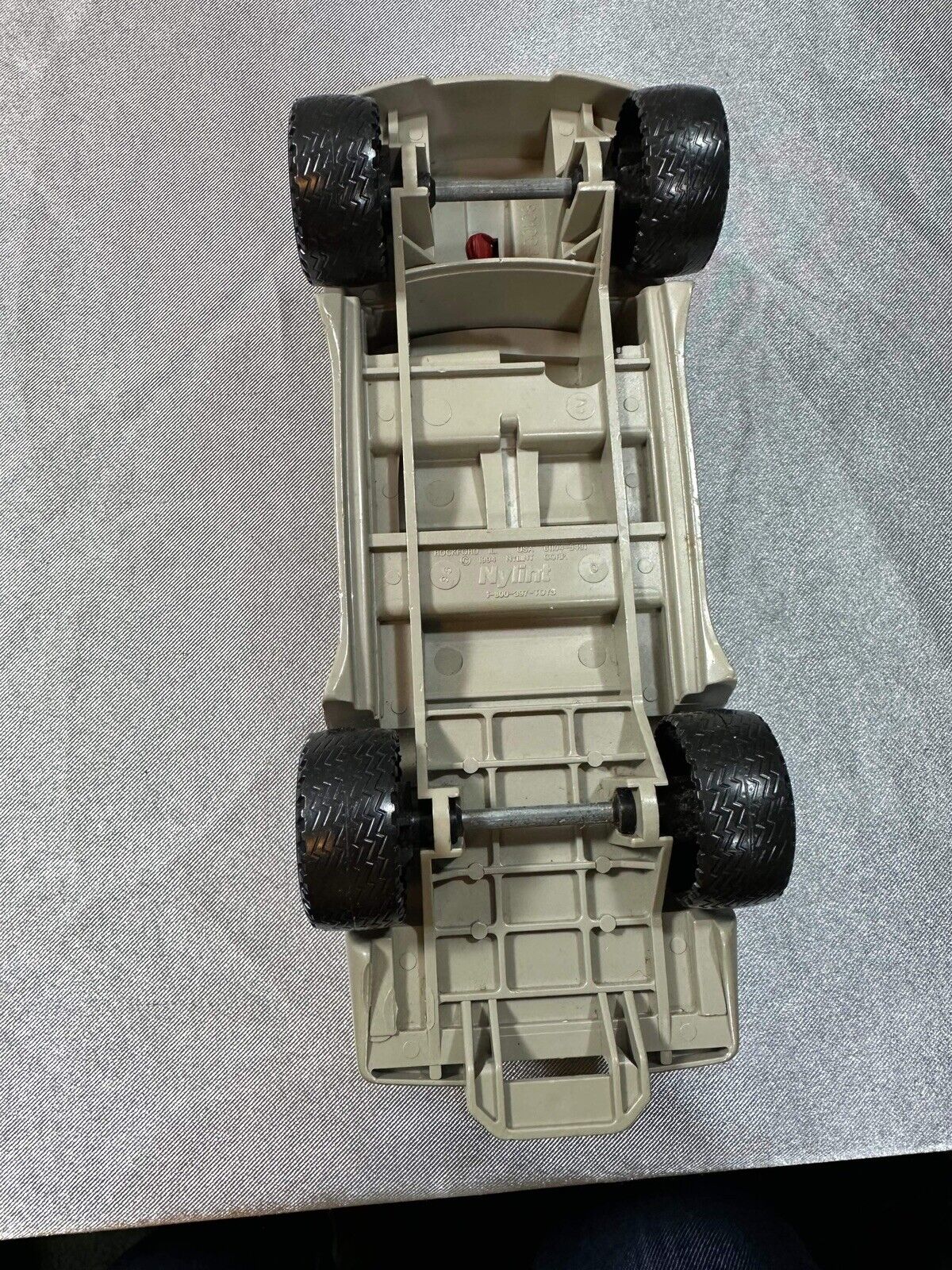 Nylint Red Hot Speedster 1994 1:66 Scale Diecast Truck VTY