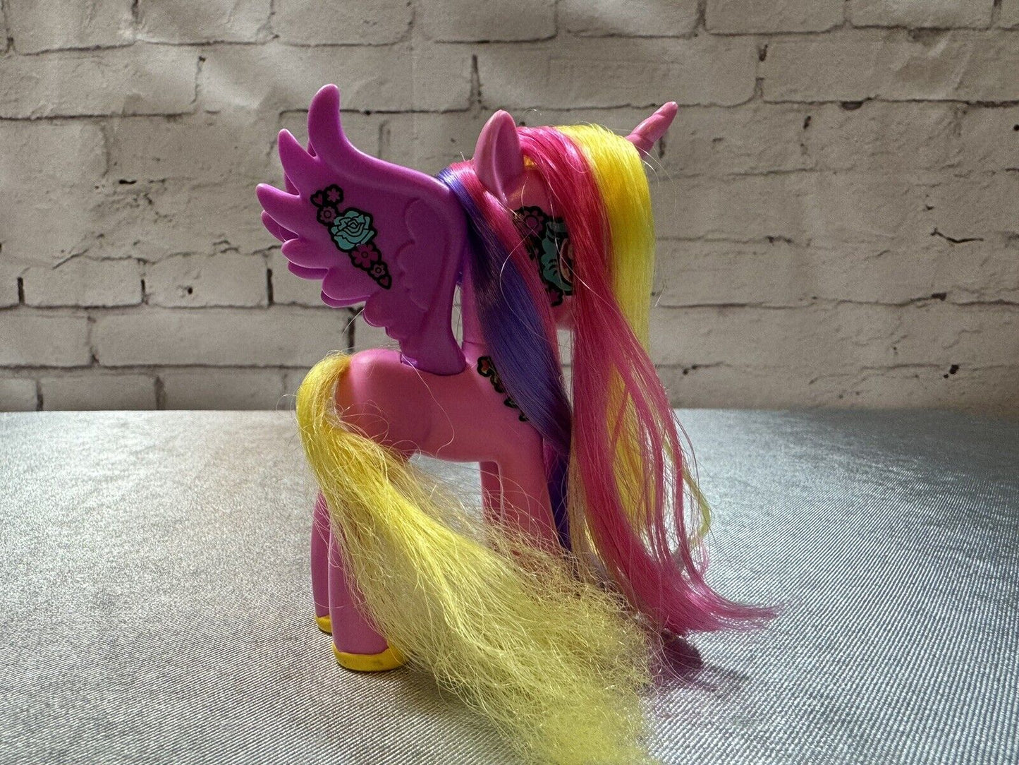 My little pony Princess Cadance Ponymania Friendship Blossom Collection G4 HTF
