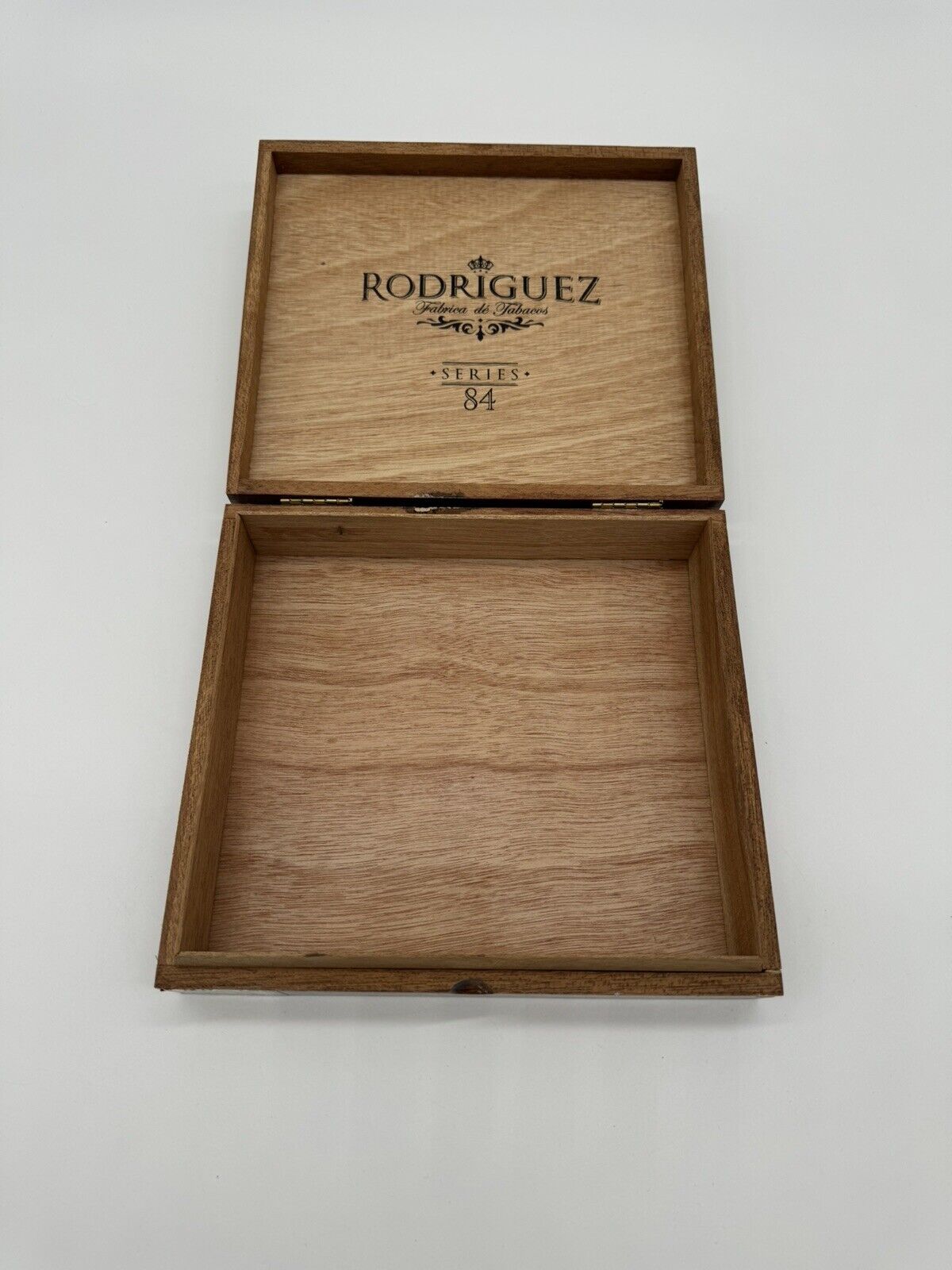 Vintage Wood Rodriguez CubanCigar Box