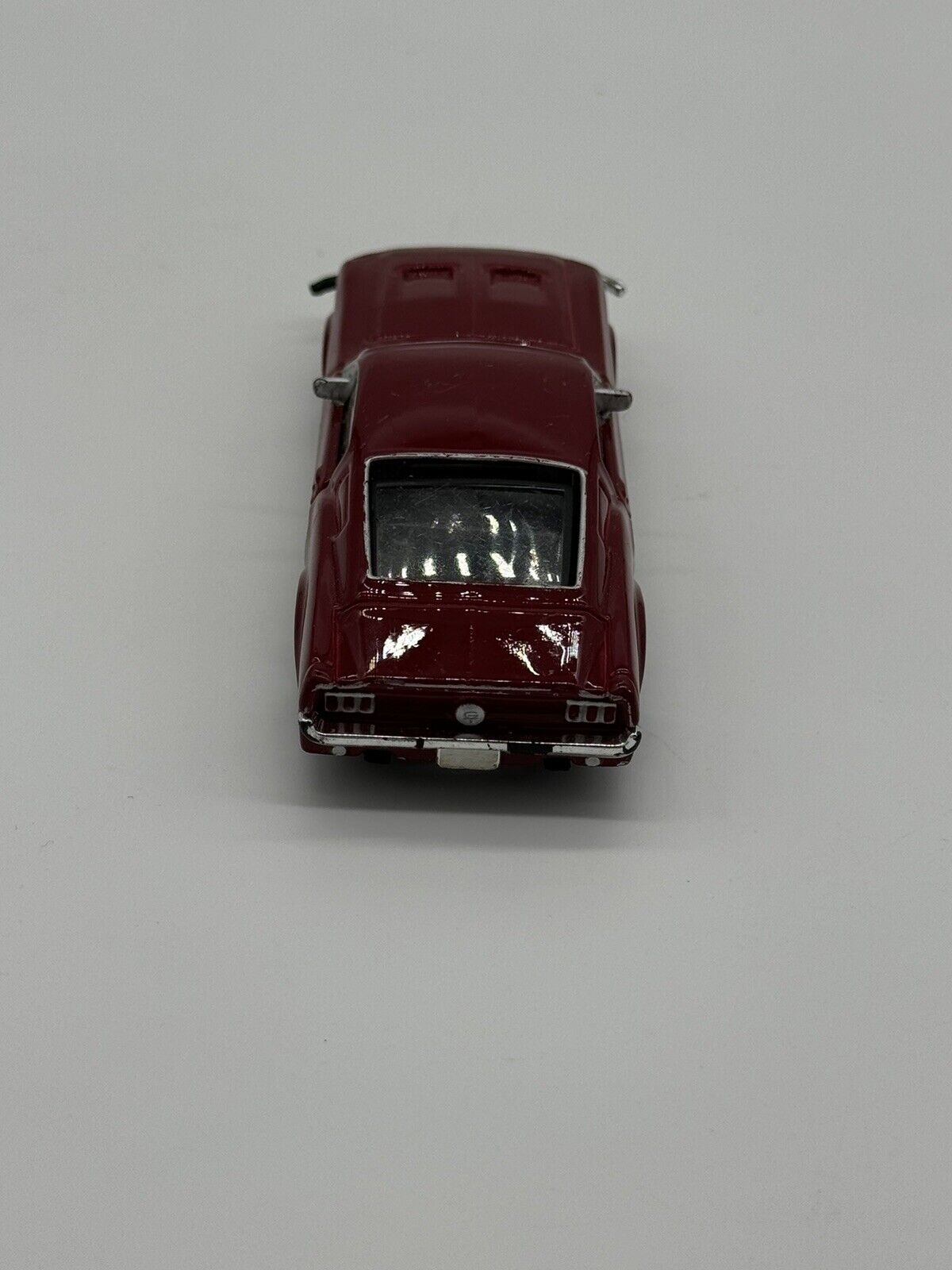 Burago  Red Ford Mustang GT Fastback 1:43 Scale Diecast