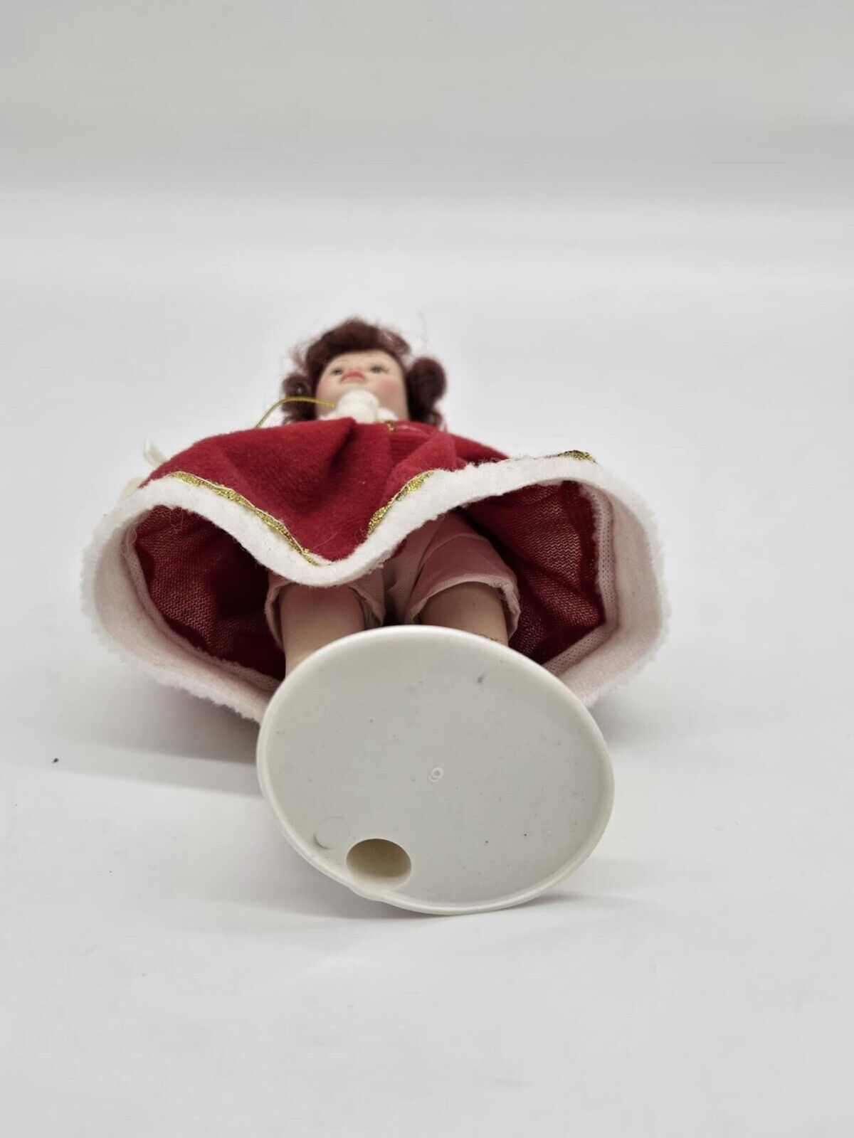 Belinda Agnes Christmas Collection Porcelain Doll BRUNETTE AUBURN HAIR STAND 7"