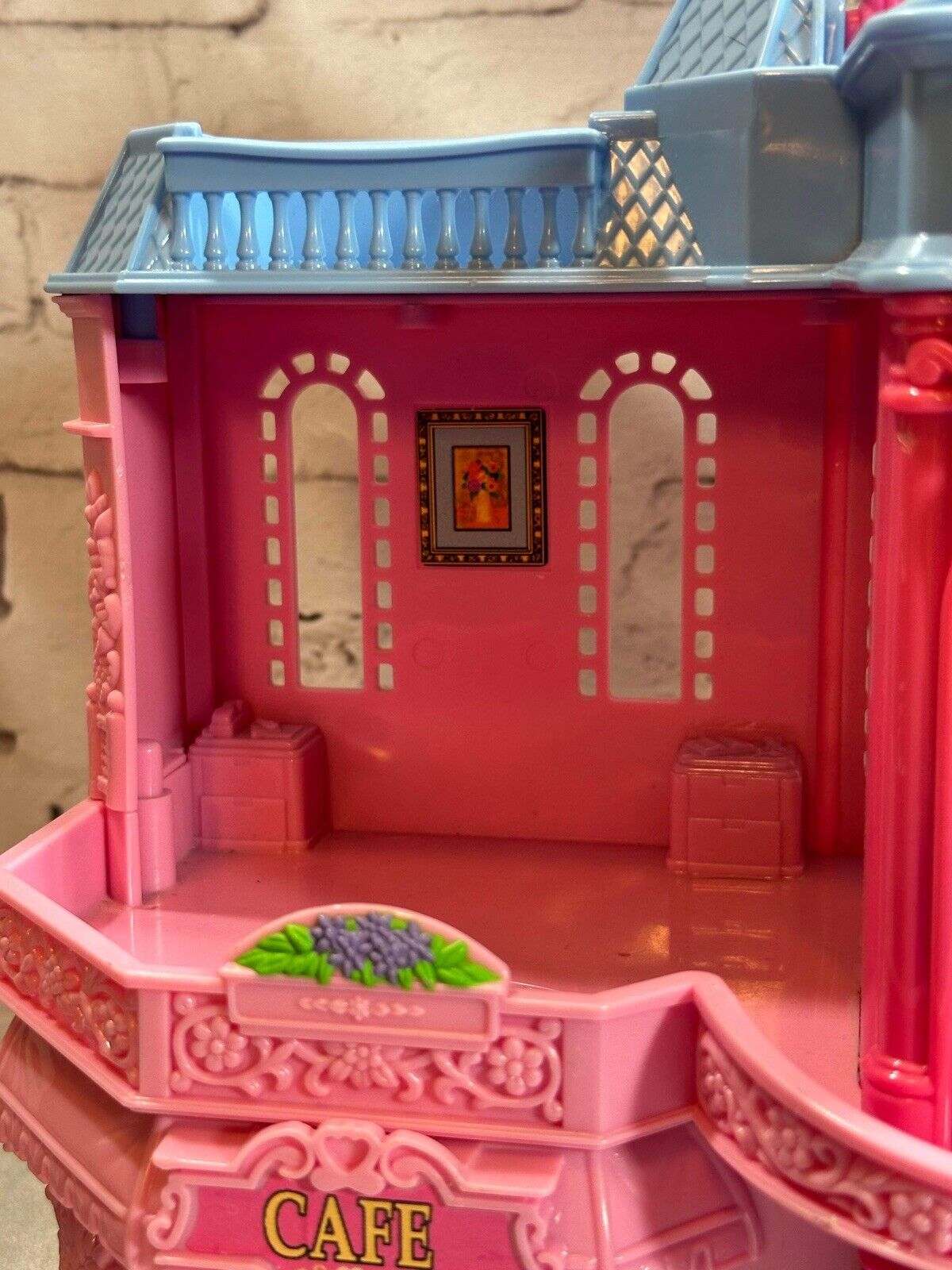 VTG Fisher Price Dolls 2001 Sweet Streets Hotel Cafe 75420 VTY