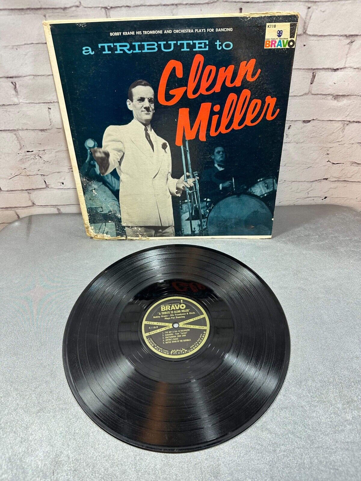 A TRIBUTE TO GLENN MILLER VINYL RECORDS LP