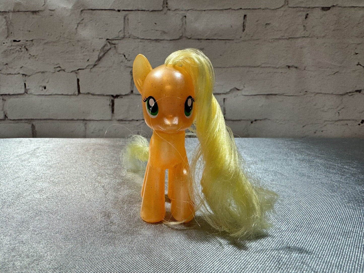 My Little Pony G4 "APPLEJACK" Explore Equestria (Pearlized Ponies)