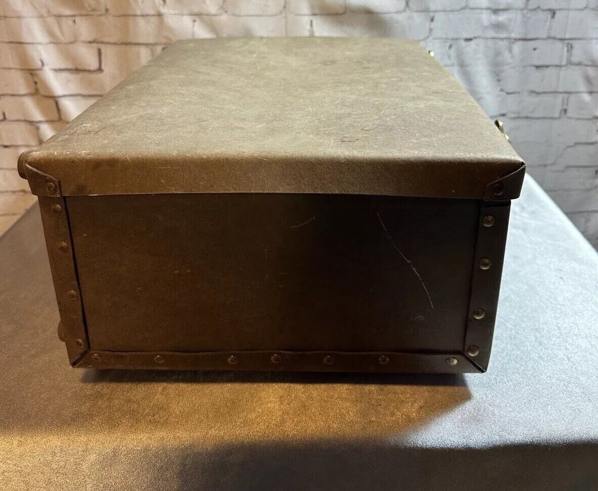 Vintage antique luggage trunk carry case TNO VHD