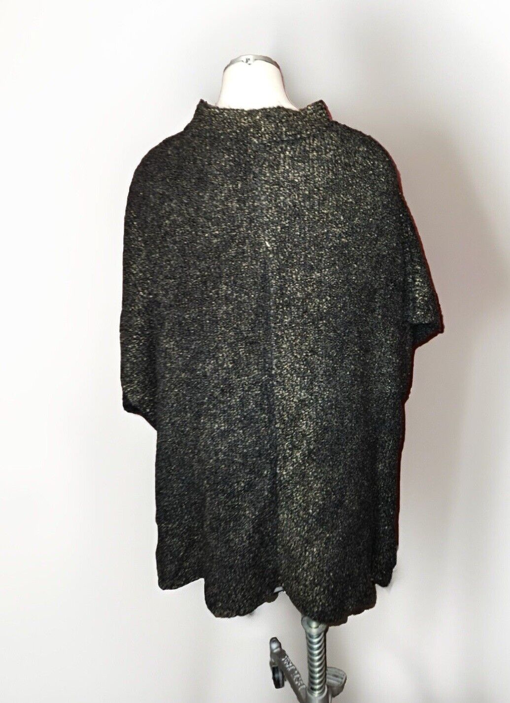 ALEMBIKA OVERSIZED THICK GRAY SWEATER PONCHO ~ Sz Small