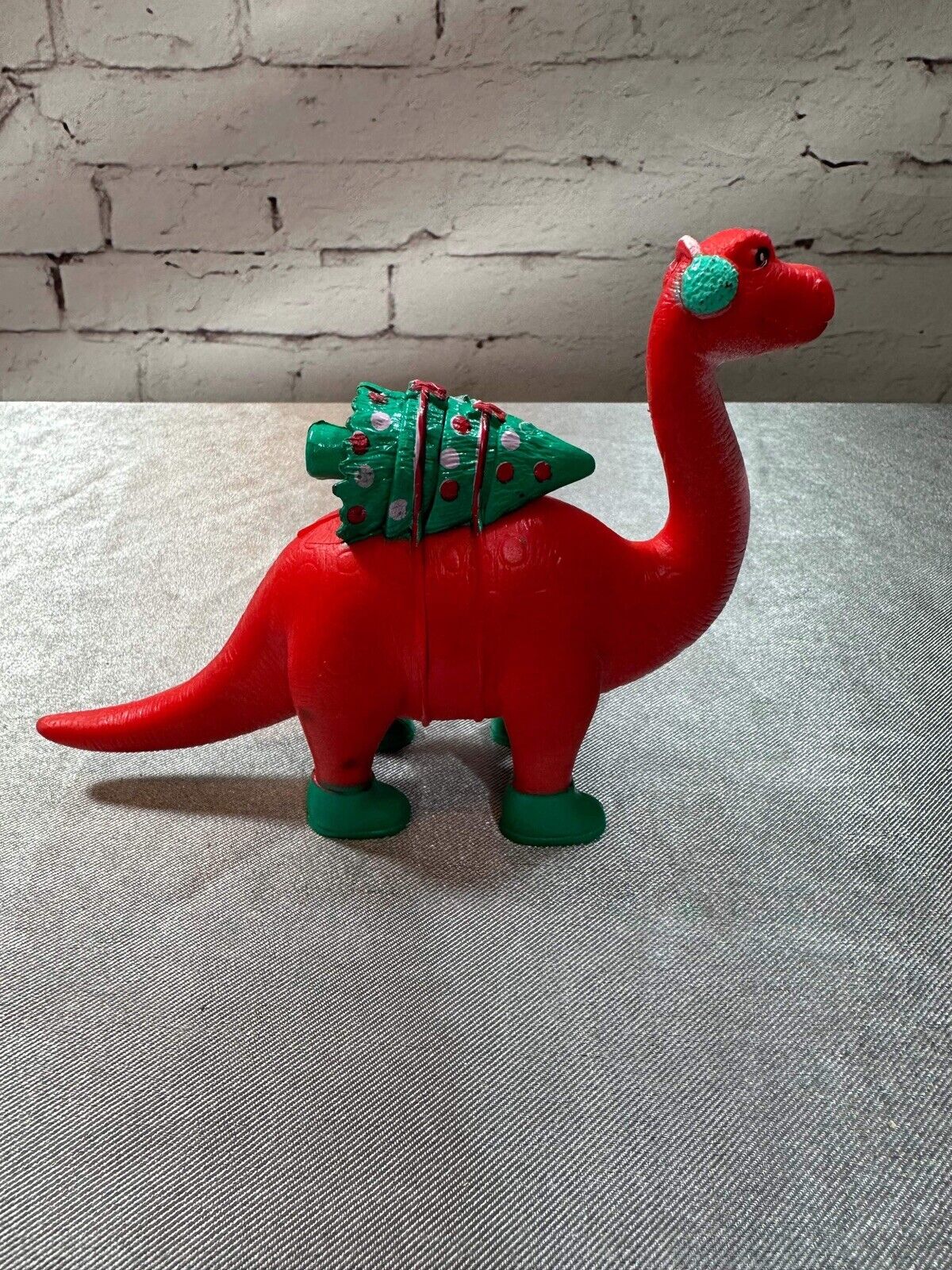 VTG Ankyo Red Plastic Dinosaurs Christmas Tree Earmuffs Boots VTY
