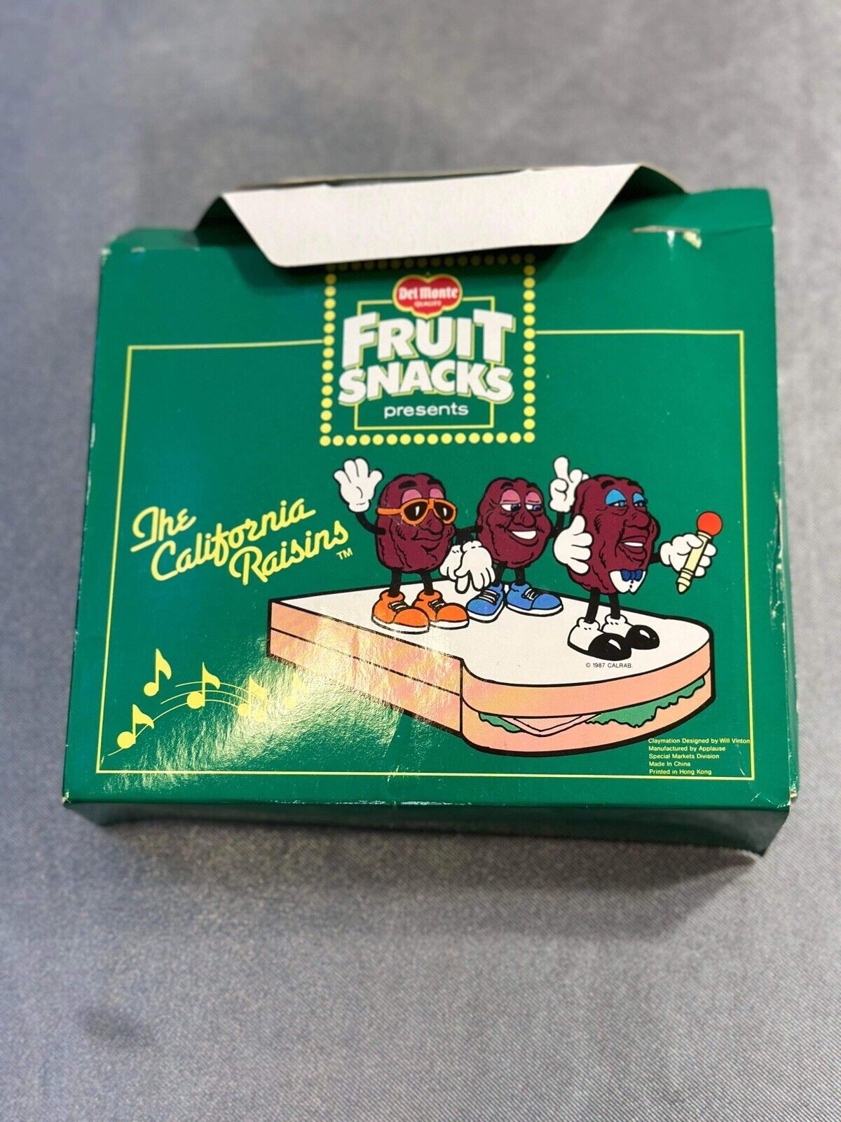 VINTAGE 1987 Del Monte Fruit Snacks California Raisins VTY TNO
