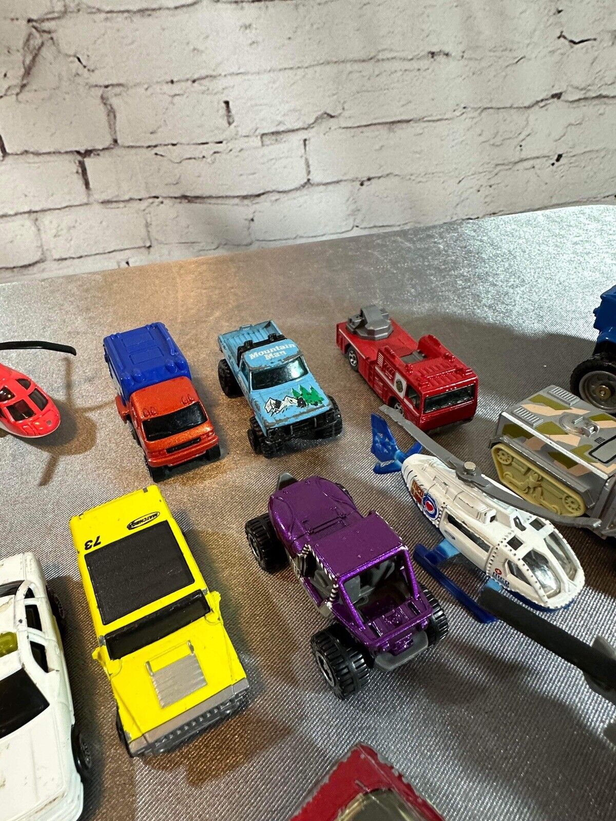 Lot Of 20 Vintage Matchbox Toy Vehicles VTY