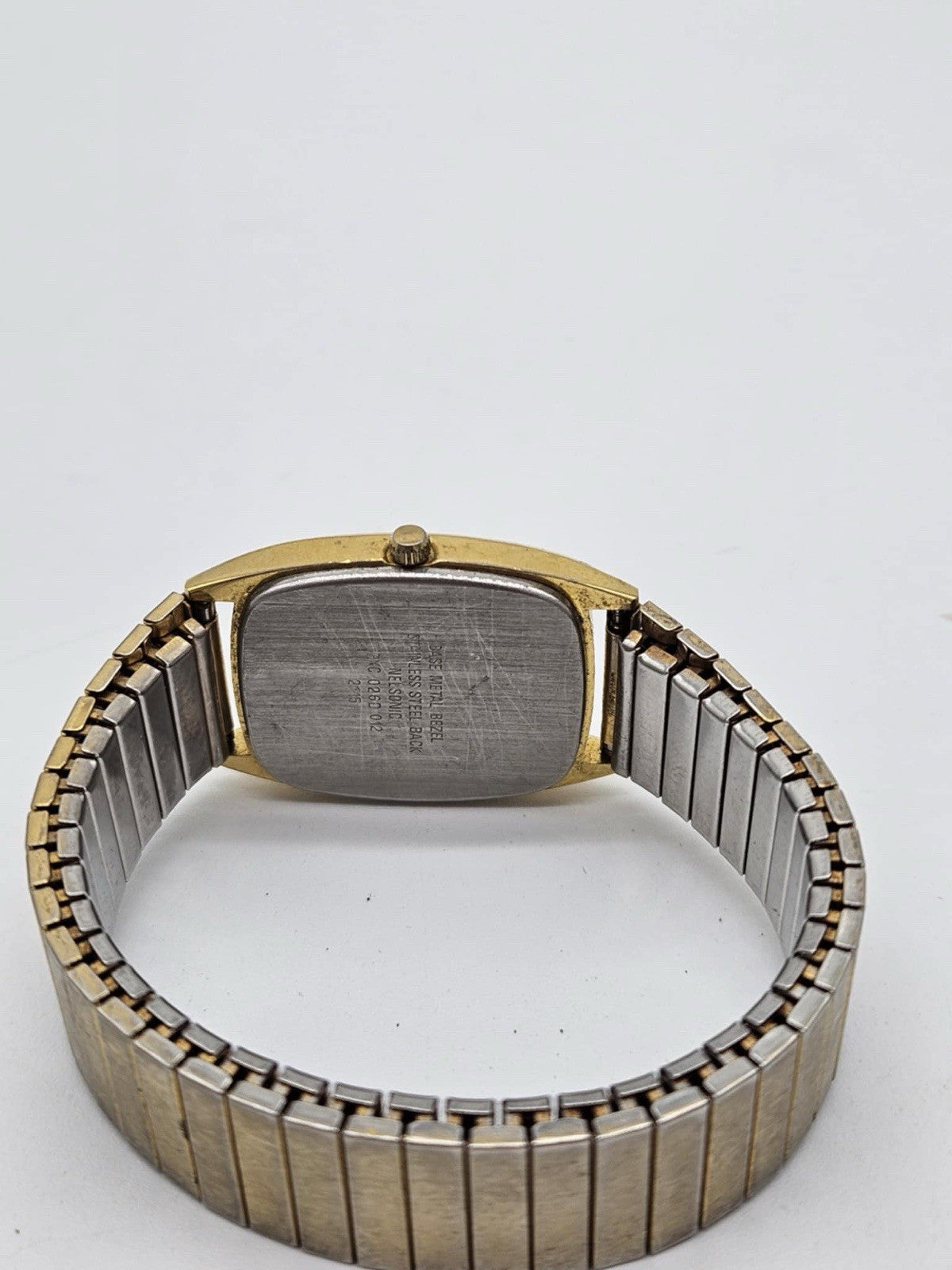 Vintage Nelsonic Quartz Watch Men Gold Tone Diamond Day Date Stretch