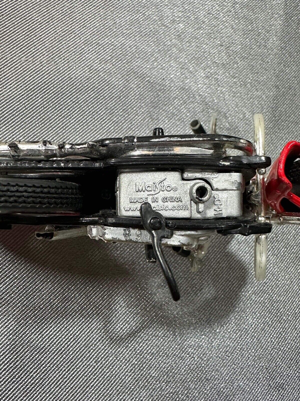 2010 Maisto 1952 K Model Harley-Davidson Motor Cycles Die-Cast 1:18 VCTY 002