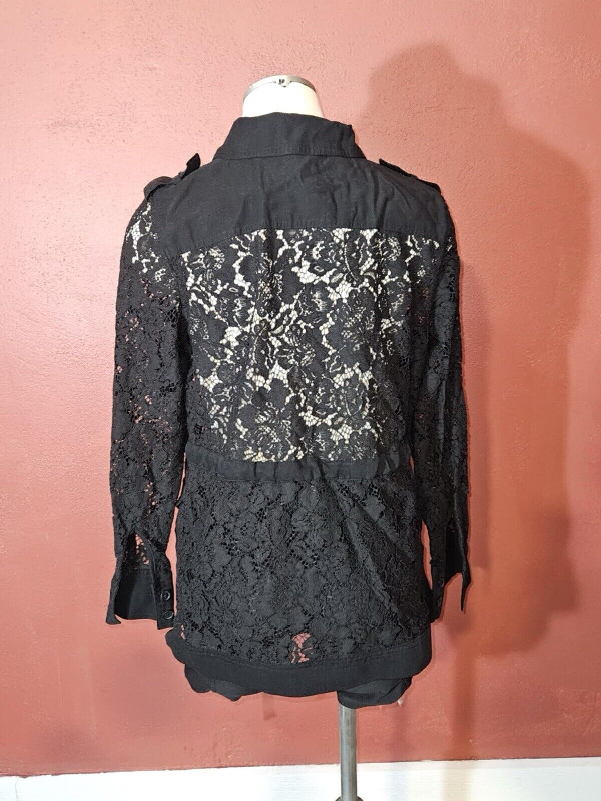 Vera Wang Woman’s Sexy Lace Black Blazer Sz M WCLTH