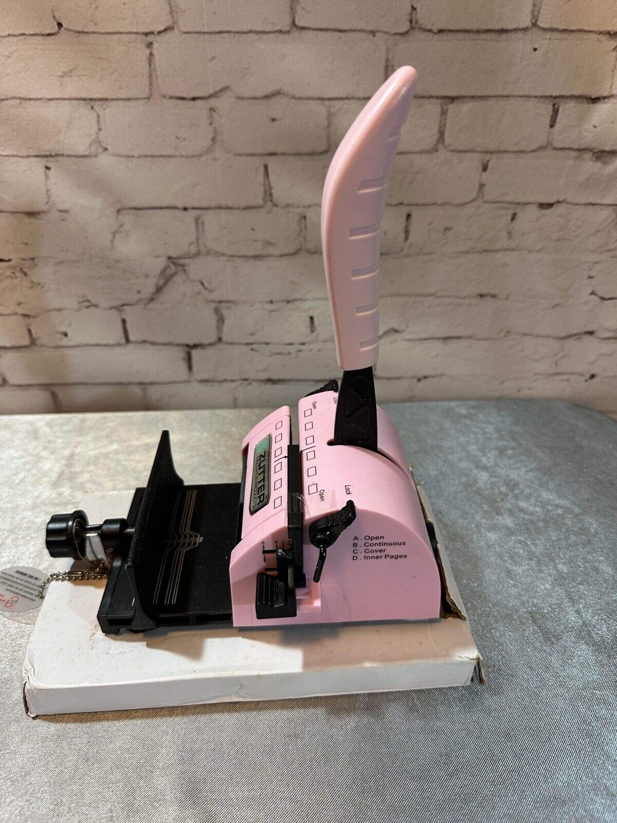 Zutter Bind It All Binding System 2.0 Pink Coil Wire Crafts Scrapbooking Writing
