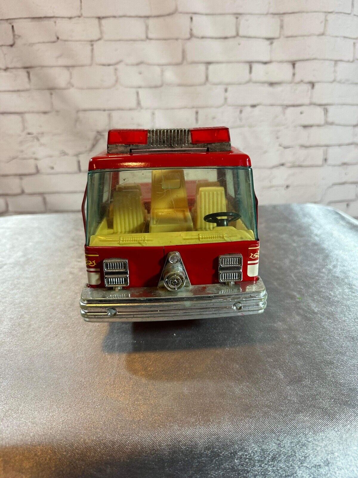 VNT Nylint Metal Muscle No. 5 Fire Engine Truck CAB ONLY. NO TRAILER 1980'S VTY
