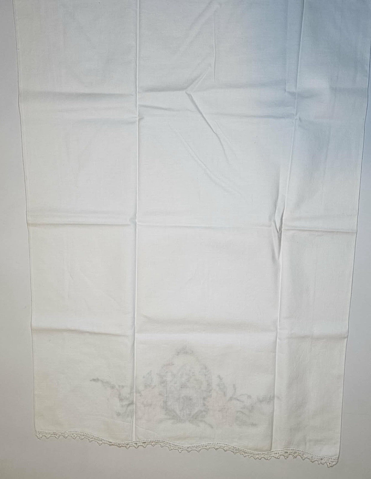 Title: Vintage Hand-Embroidered Religious Linen Runner