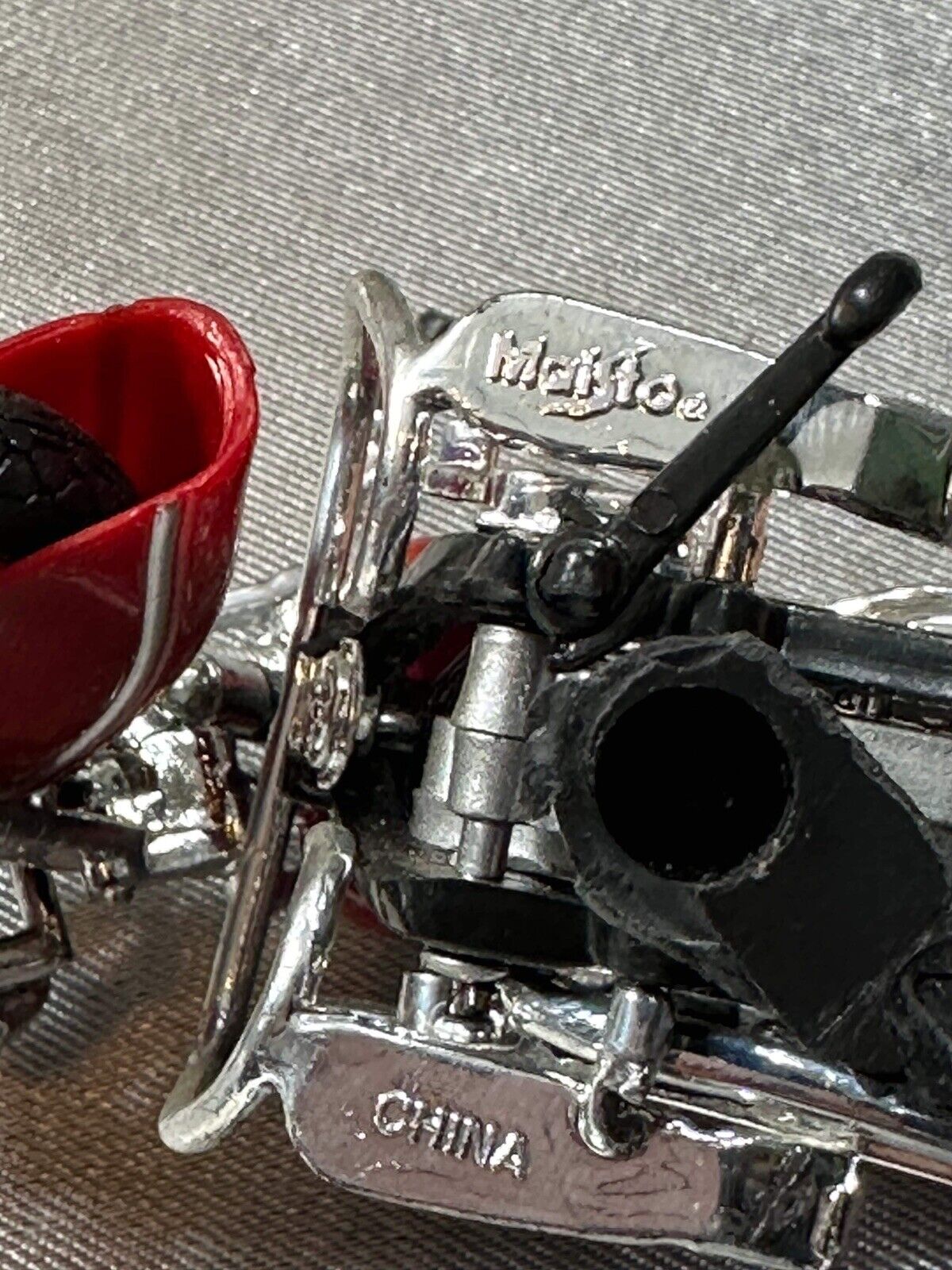 Indian Motorcycle Die Cast 1:18 Model - 1 Red, 1 Yellow, 1 Blue. VCTY 002