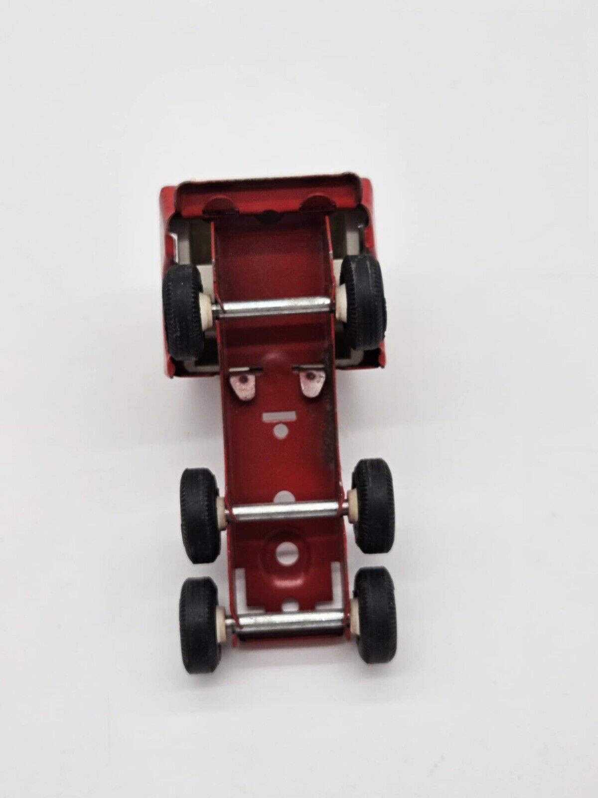 Vintage Red Tonka Truck Pressed Metal Die Cast Toy 1070s