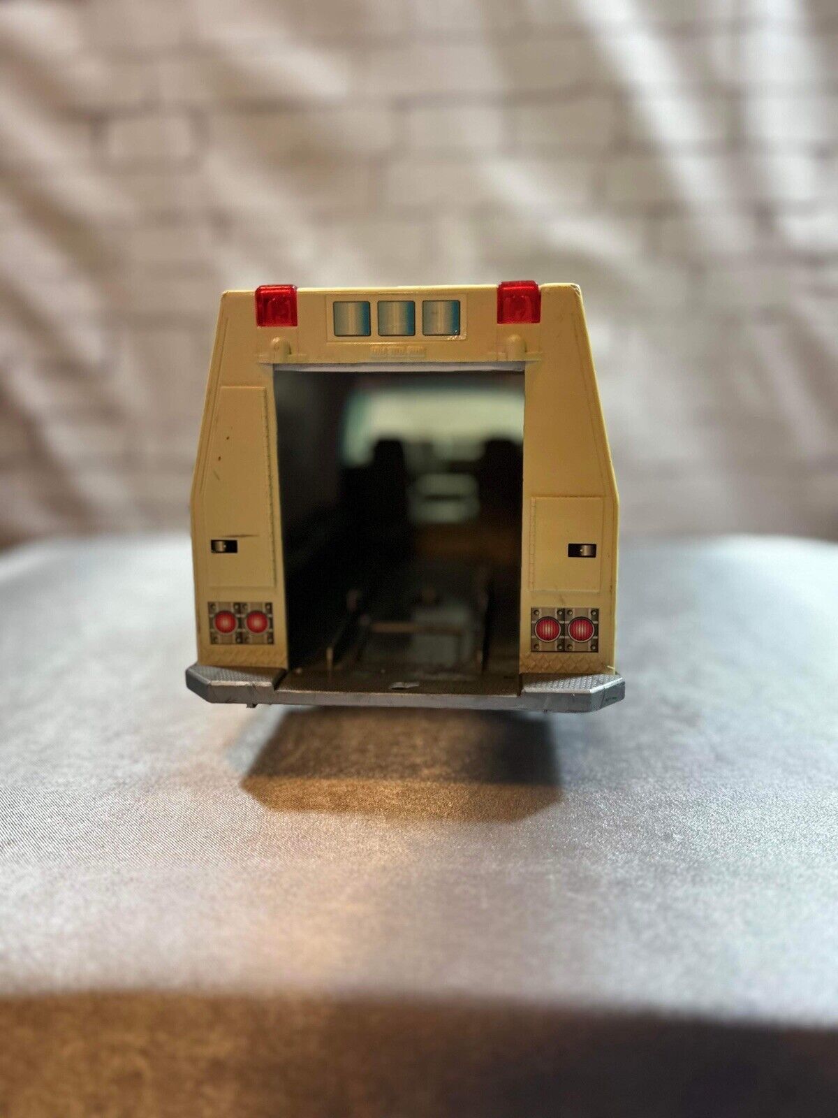 Nylint Code Blue Emergency Services 911 Ambulance - 1993 - WORKS! VTY
