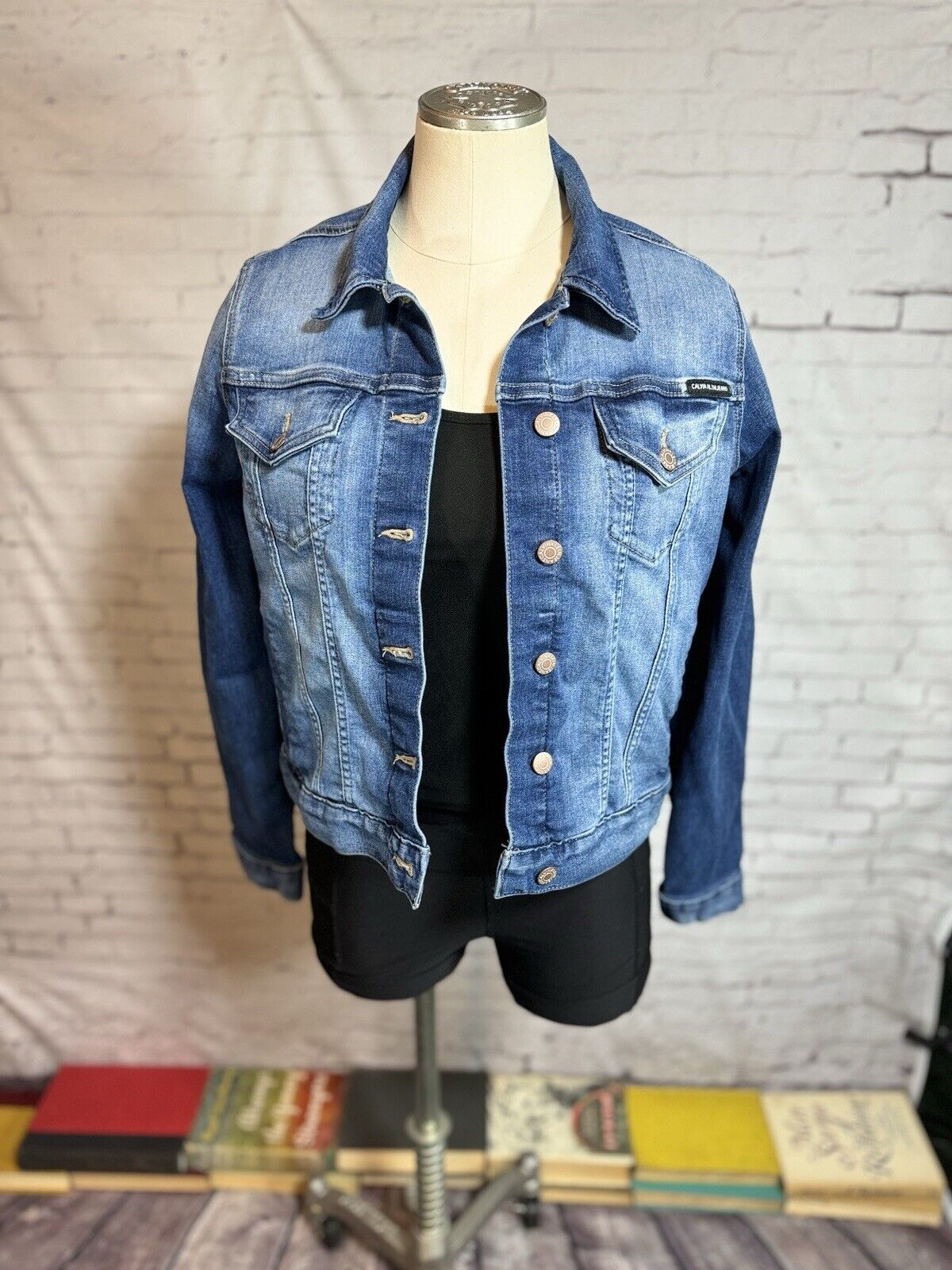 SZ SMALL Calvin Klein Jeans Jacket Women's Blue Denim Trucker Stretch WCLTH 001