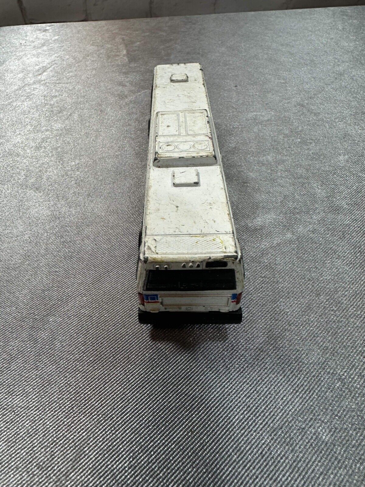 Road Champs 1:87th Scale CTA Chicago Bus VTY