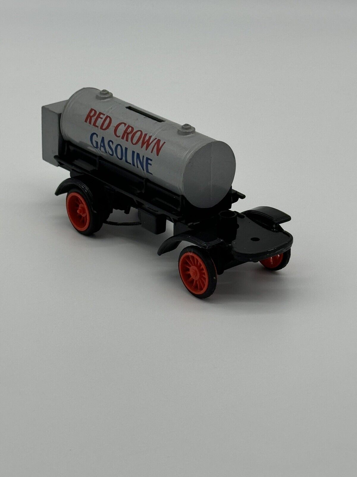 Ertl Red Crown Gasoline 1925 Kenworth Tanker Truck 1/30 Diecast Coin Bank VTY