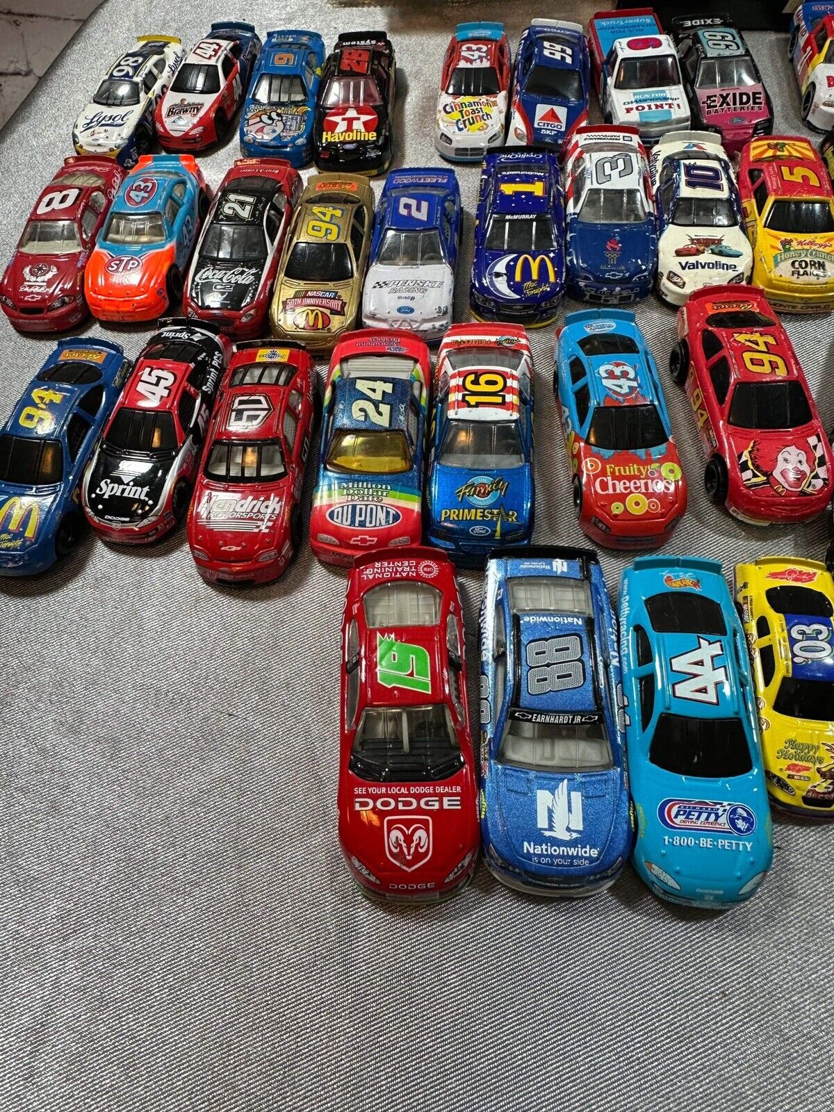 Lot Of 67 Vintage NASCAR Racing 1:64 Diecast Cars VTY