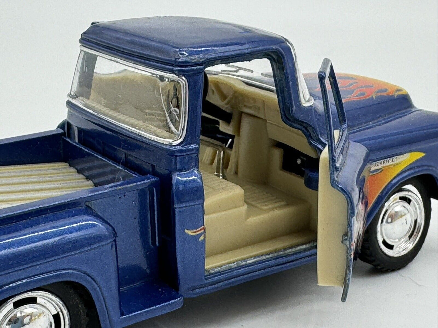 1955 Blue Chevrolet Stepside Pickup Ute w/ Flames 1:32 Scale Die-Cast Model 006