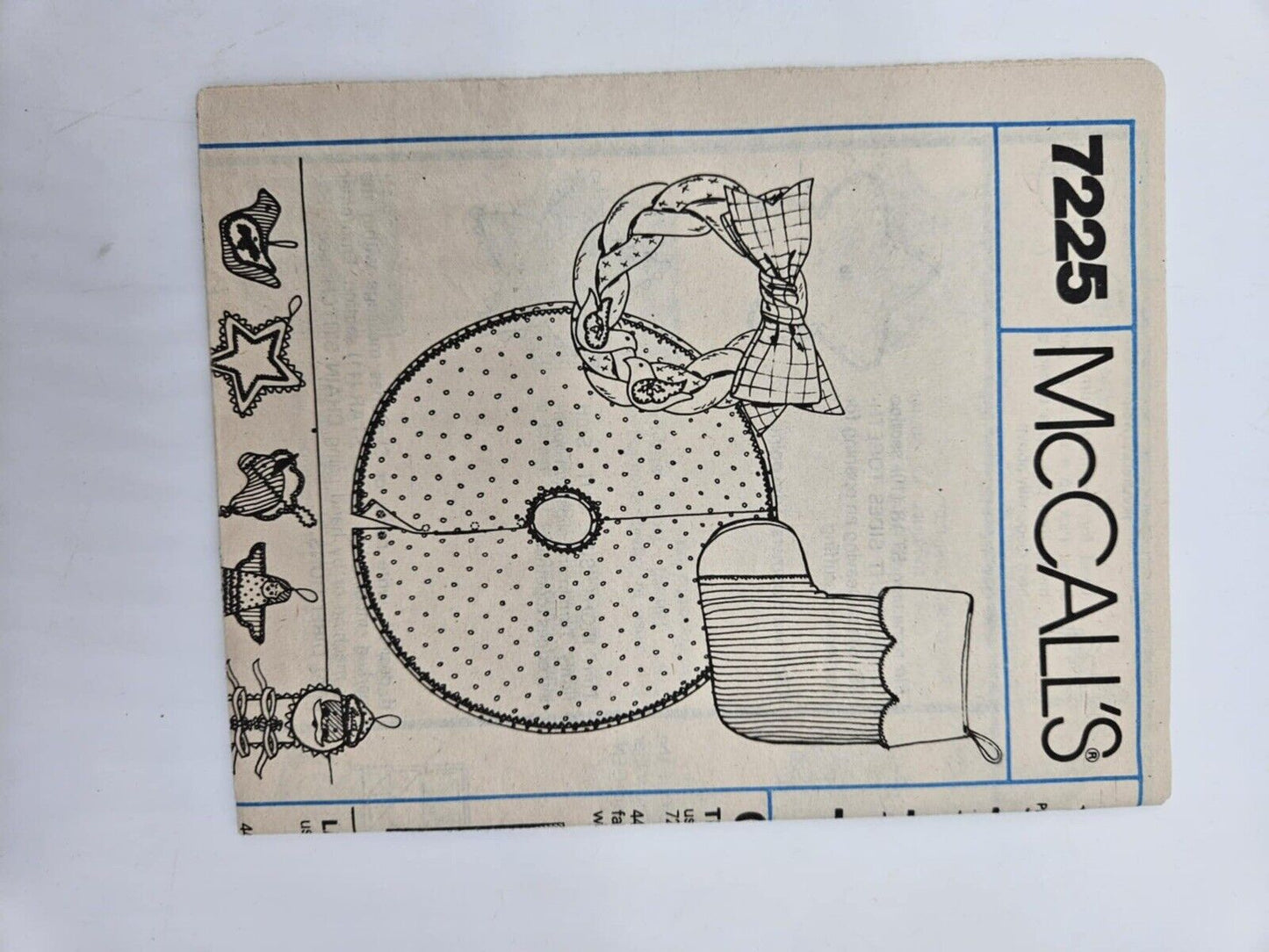 Christmas Stocking Ornaments Skirt McCalls 7225 Craft Sewing Pattern VTG Wreath