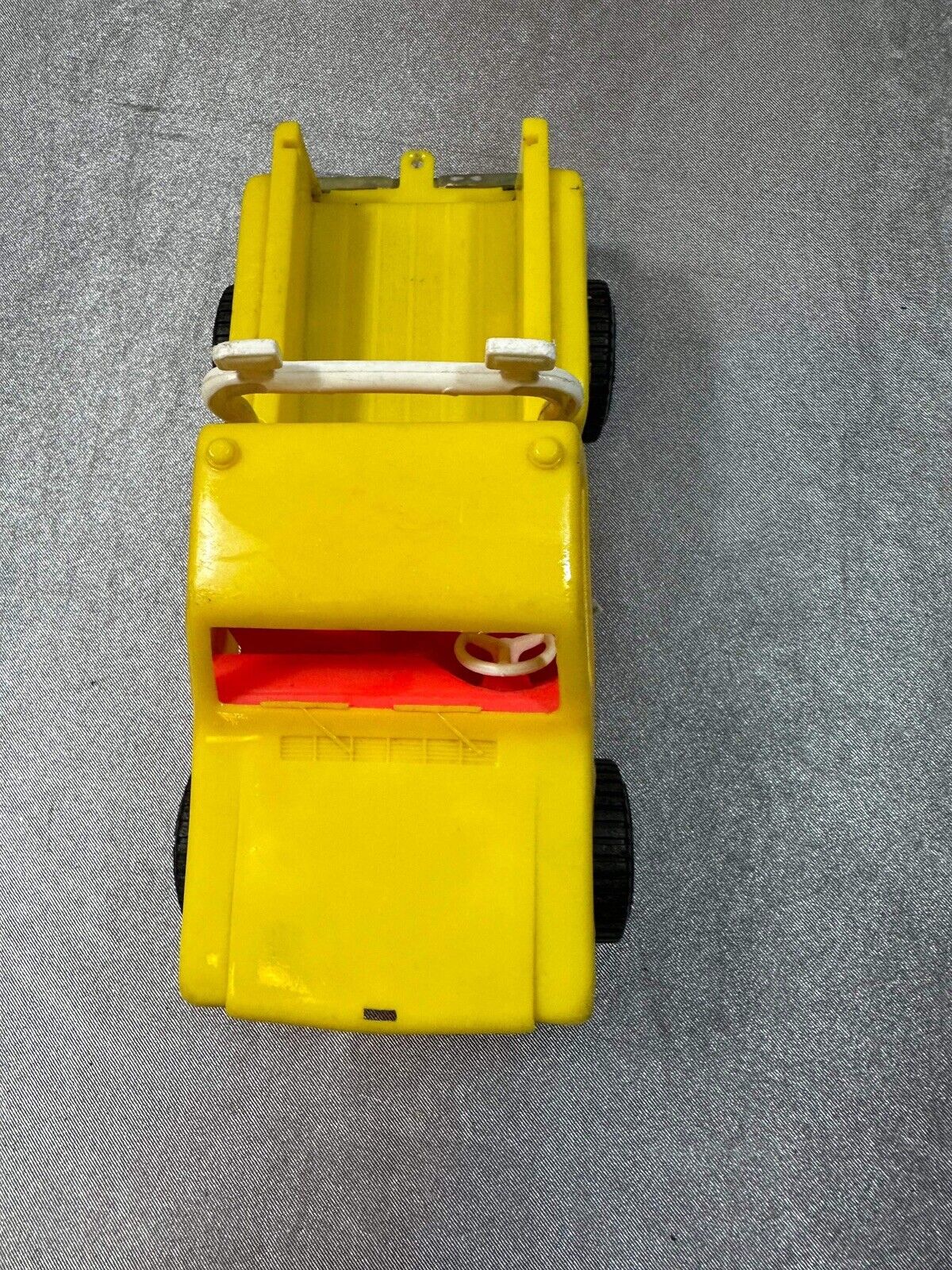 VINTAGE TOY CAR PLASTIC PROCESSED PLASTIC CO HI RIDER PICKUP TRUCK VTY 003