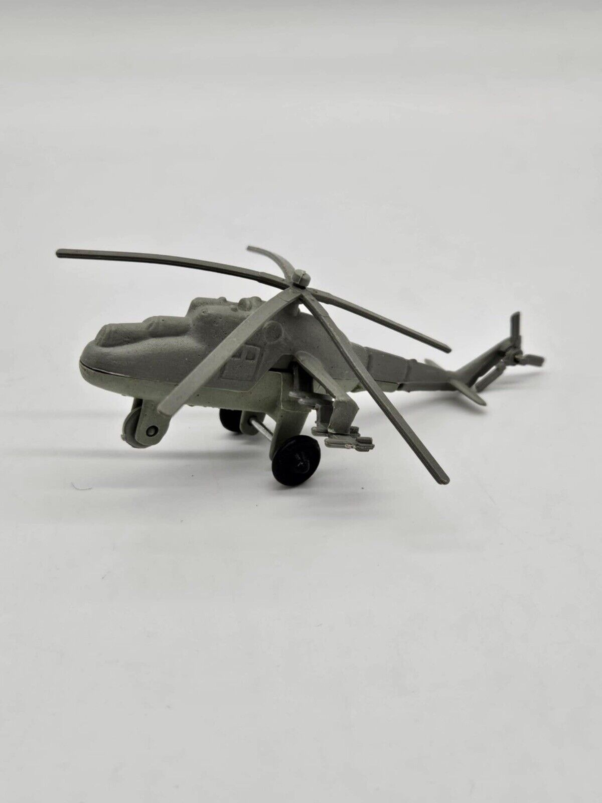 Bravo Force Plastic Green Helicopter