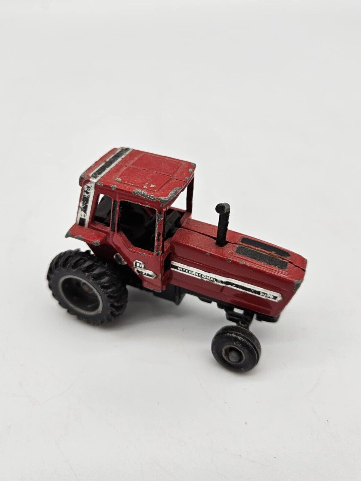 ERTL Case International Harvest Tractors Lot 1:64 Diecast