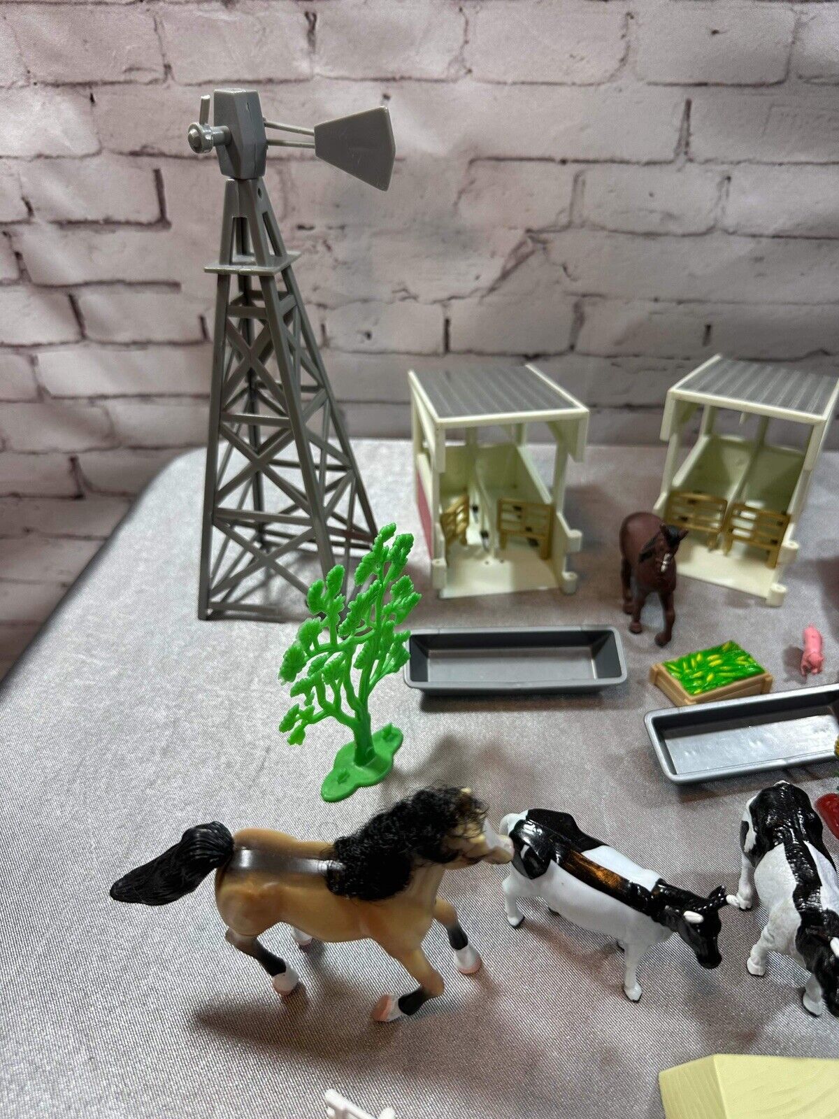NEW Ray Country Life Farm Set LOT VTY 004