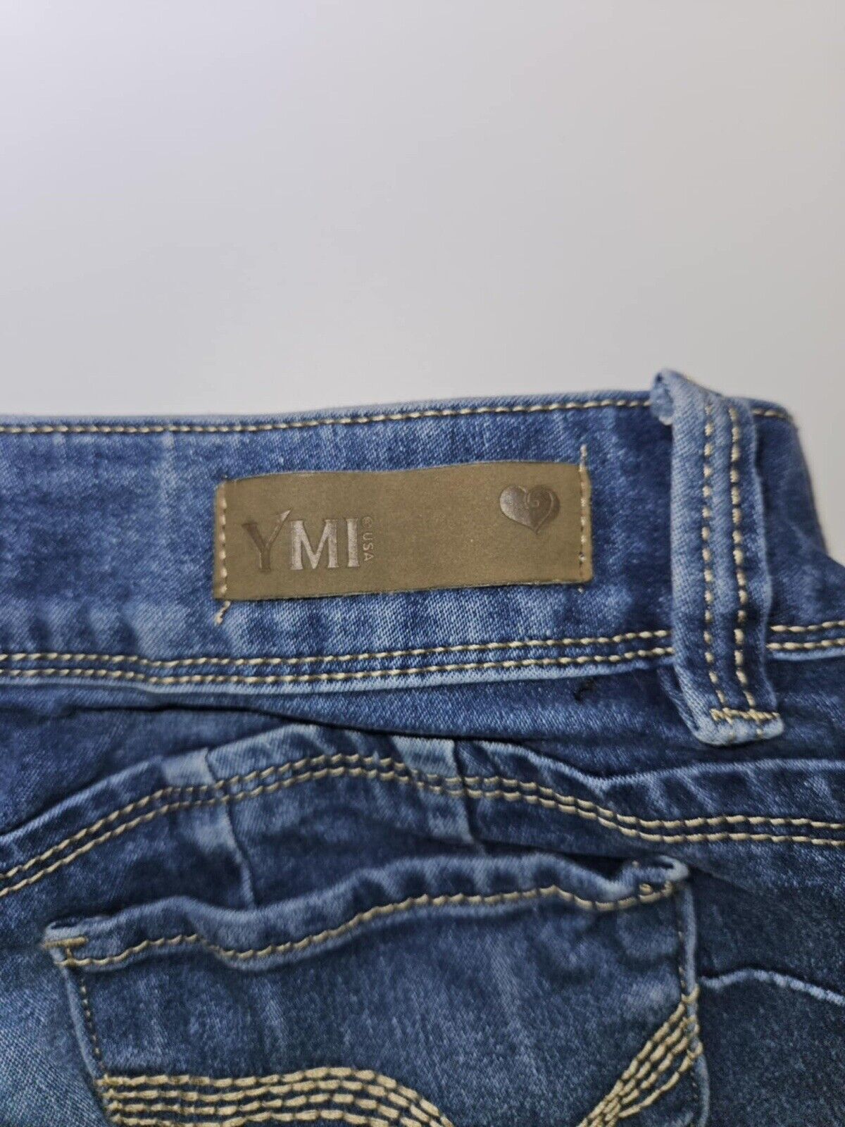 YMI Women's Med. Wash Stretch Denim Jeans Size 3(26"x32")