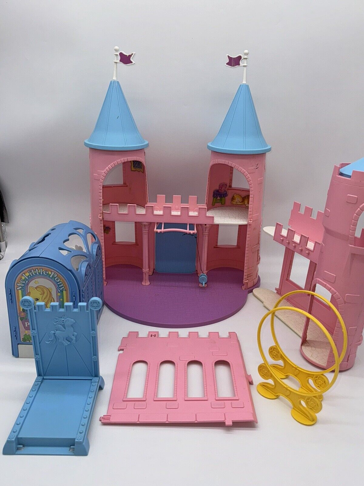 Vintage My Little Pony Pink Dream Castle G1 1984 Near Complete Playset