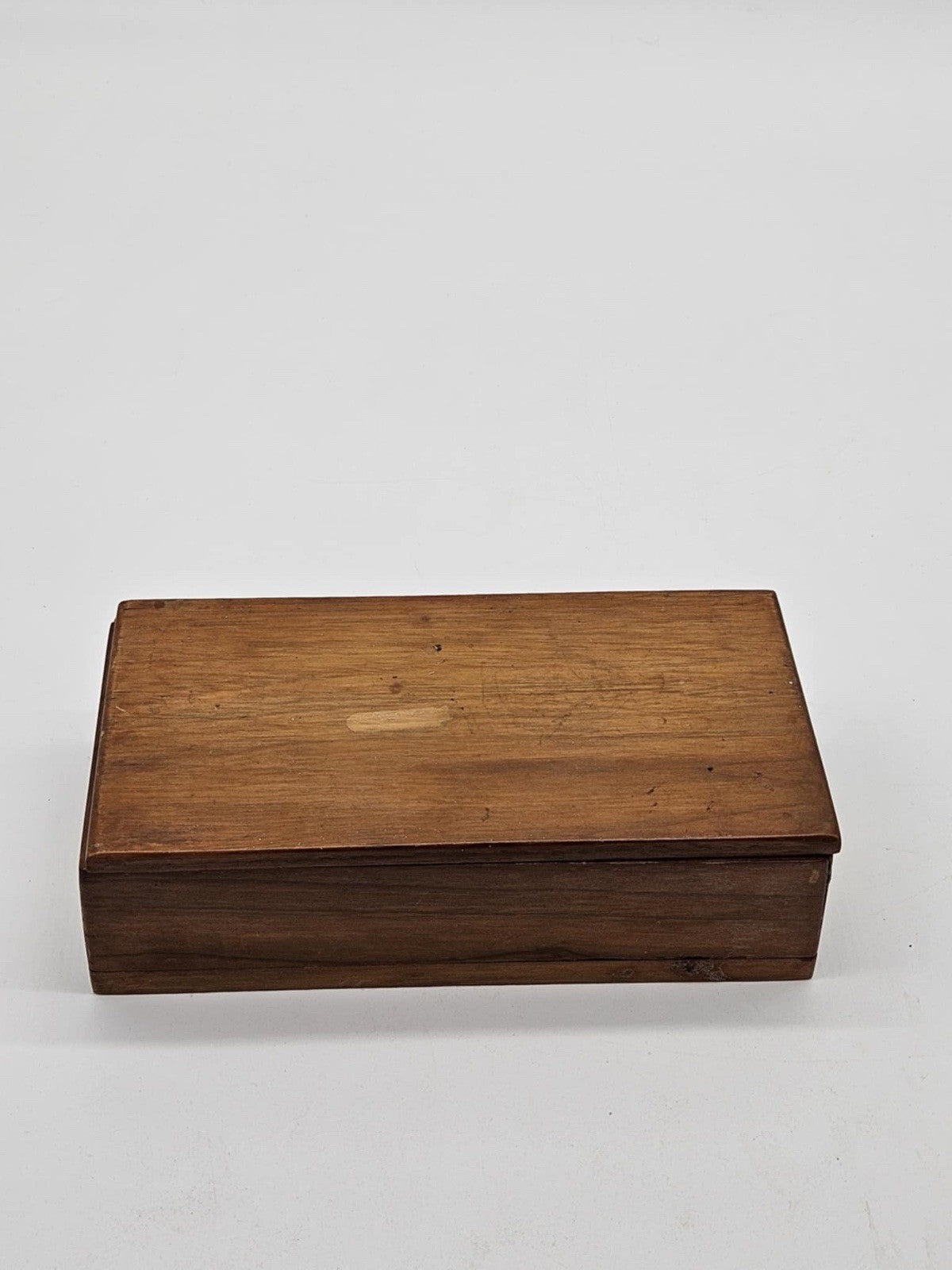 Vintage Wooden Trinket Box W/ Lid ~ Medium in Size