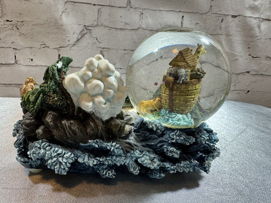 7" Noah's Ark Snow Globe and Music Box Plays "Oh What A Beautiful Morni"