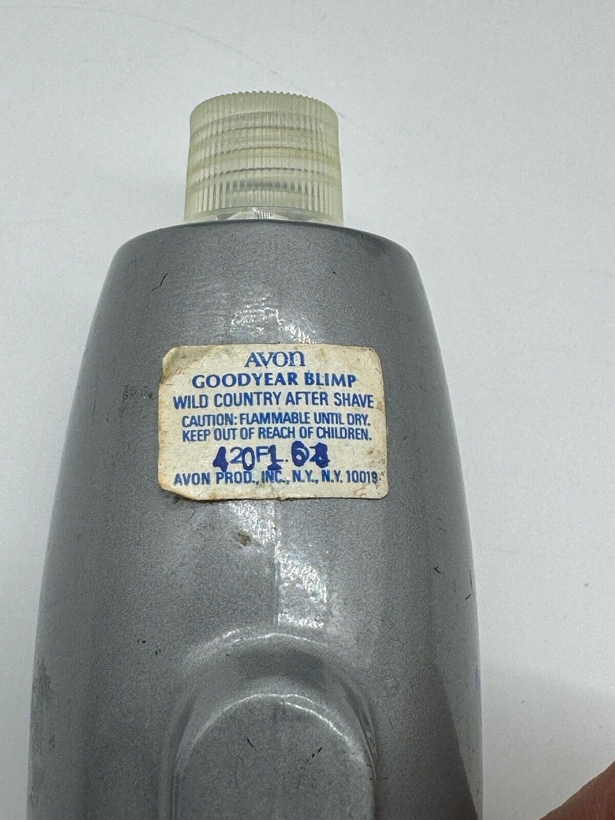 Avon Goodyear Blimp Decanter - Everest after shave -1978 TNO 006