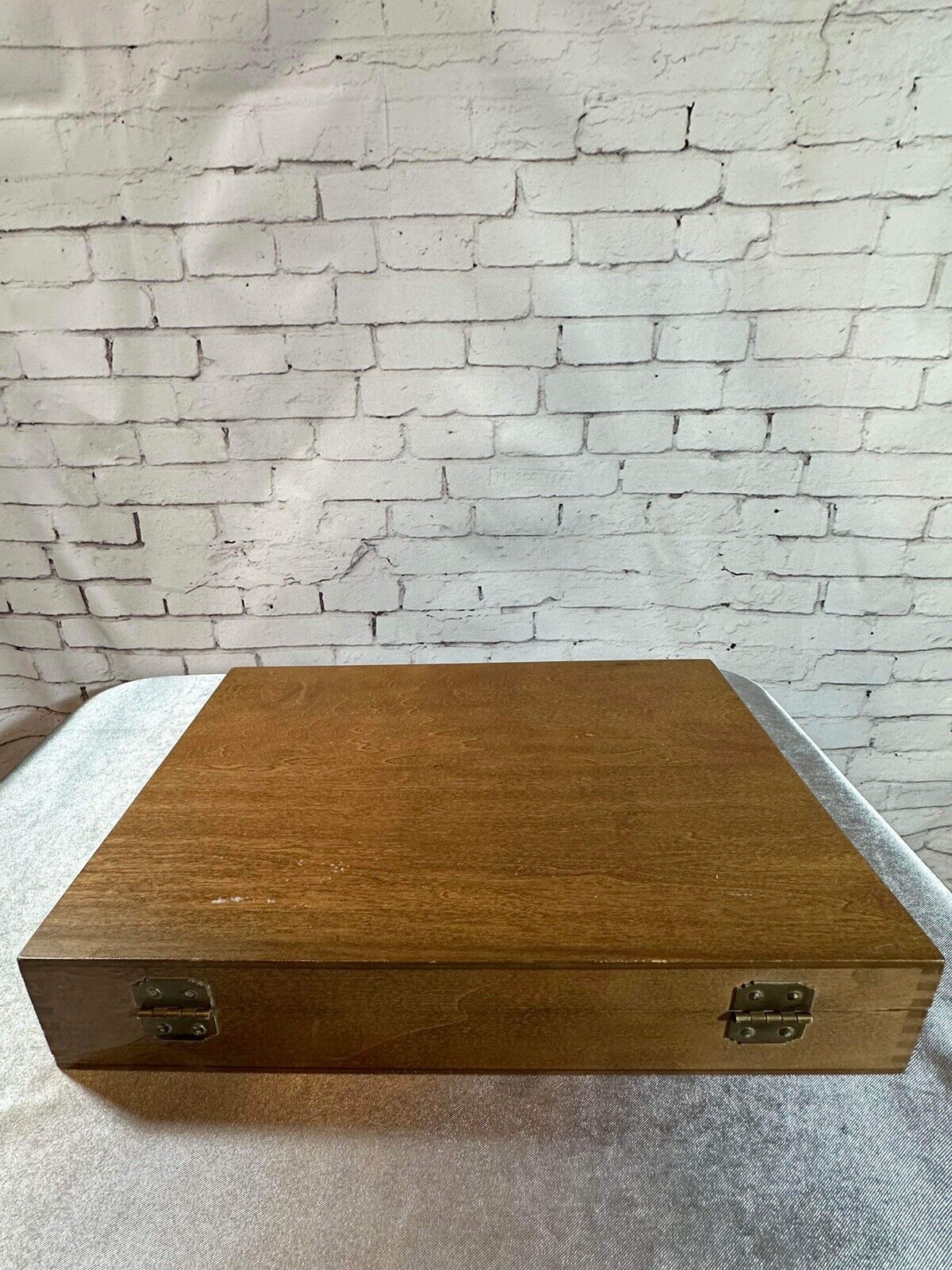 Naken’s Tarnish Proof Silverware Chest Set VDSH