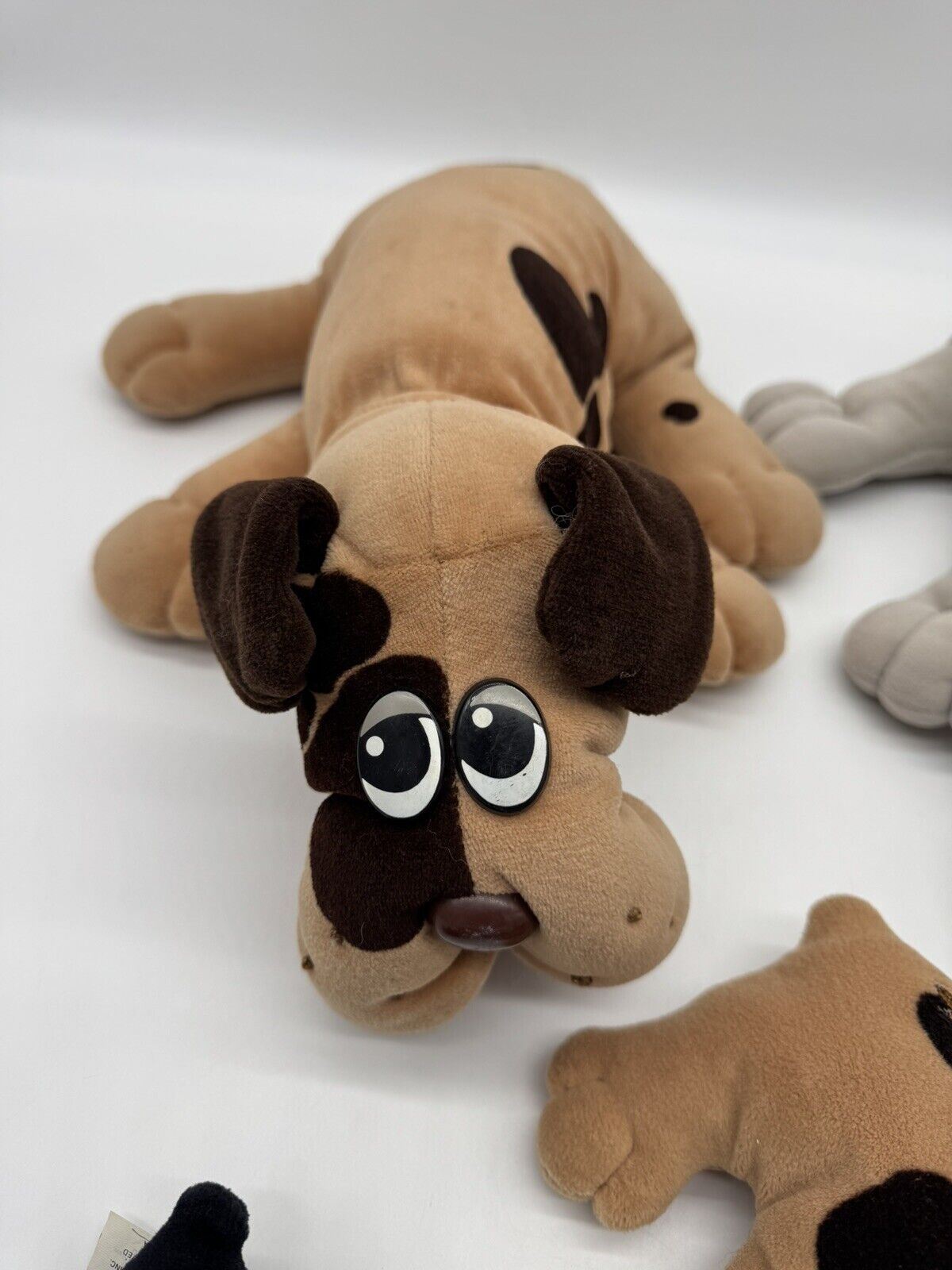 Vintage Pound Puppies Plush 80s/90s Black Brown Gray White Dog Lot x5 VTY