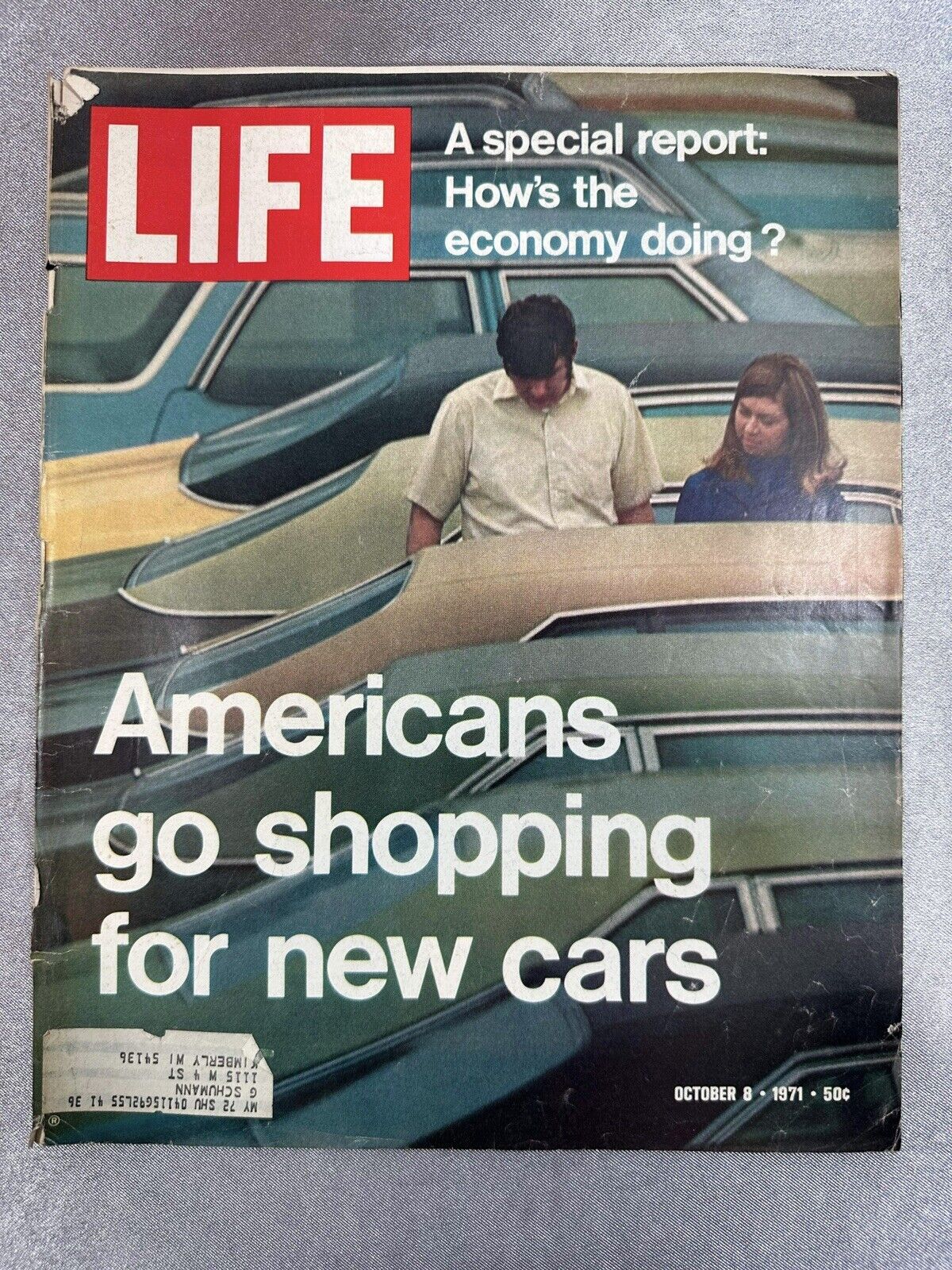 Life Magazine October 8, 1971 America's 1972 New Cars - Yves St. Laurent - 423