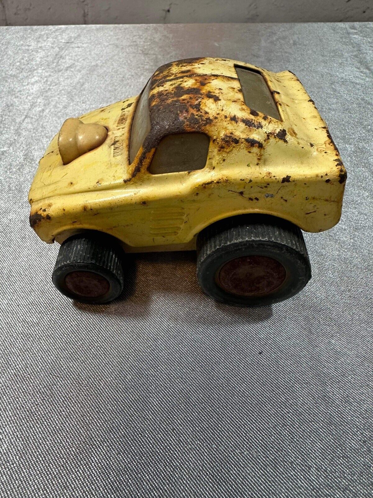 Vintage Yellow Tonka Car Die Cast 3 inch VTY 003