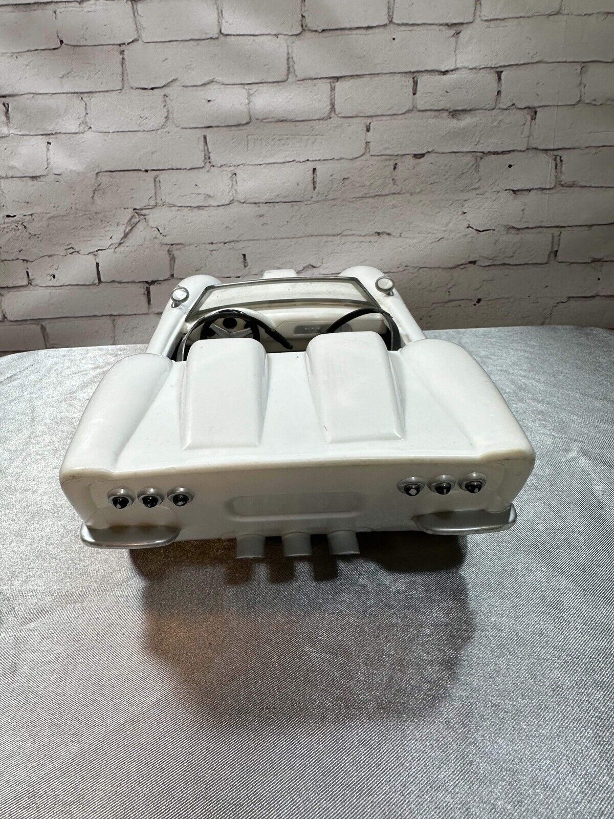 Bratz World Covertible Maserati Roadster White 17" Car MGA Entertainment Rare