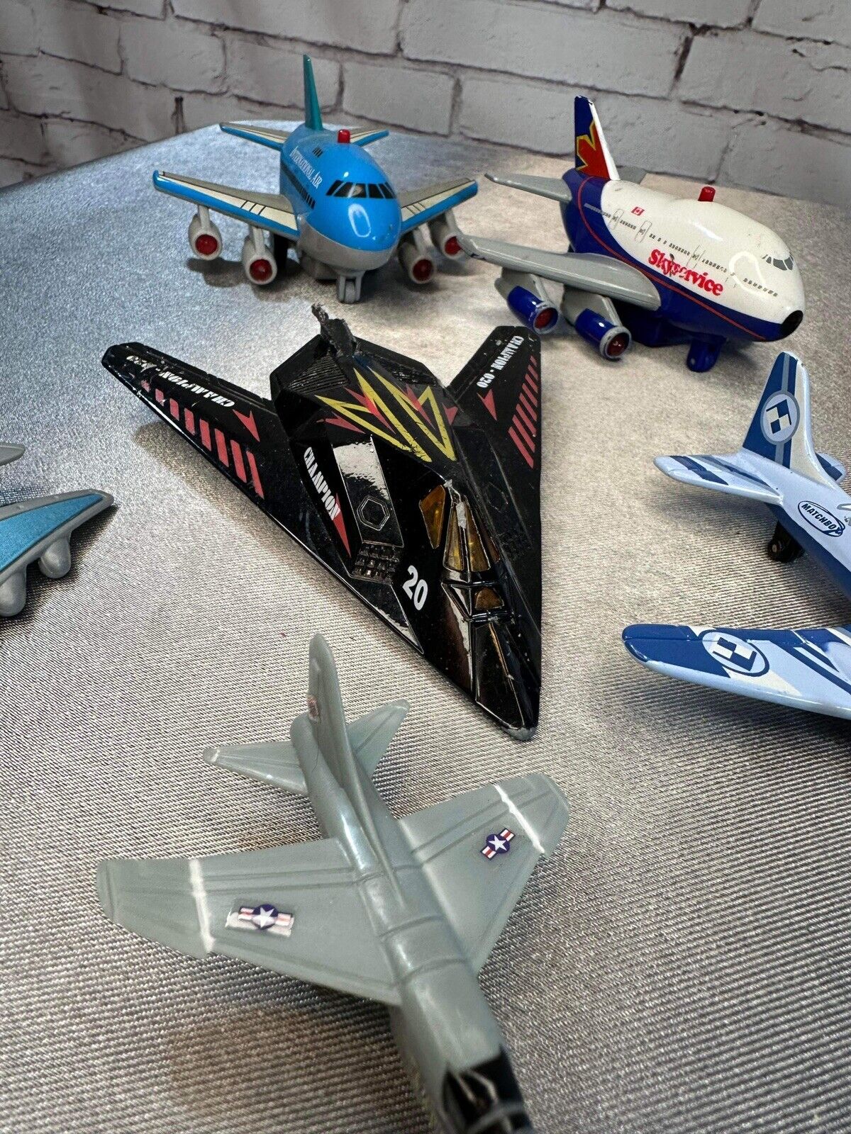 Lot Of 13 Vintage Toy Planes