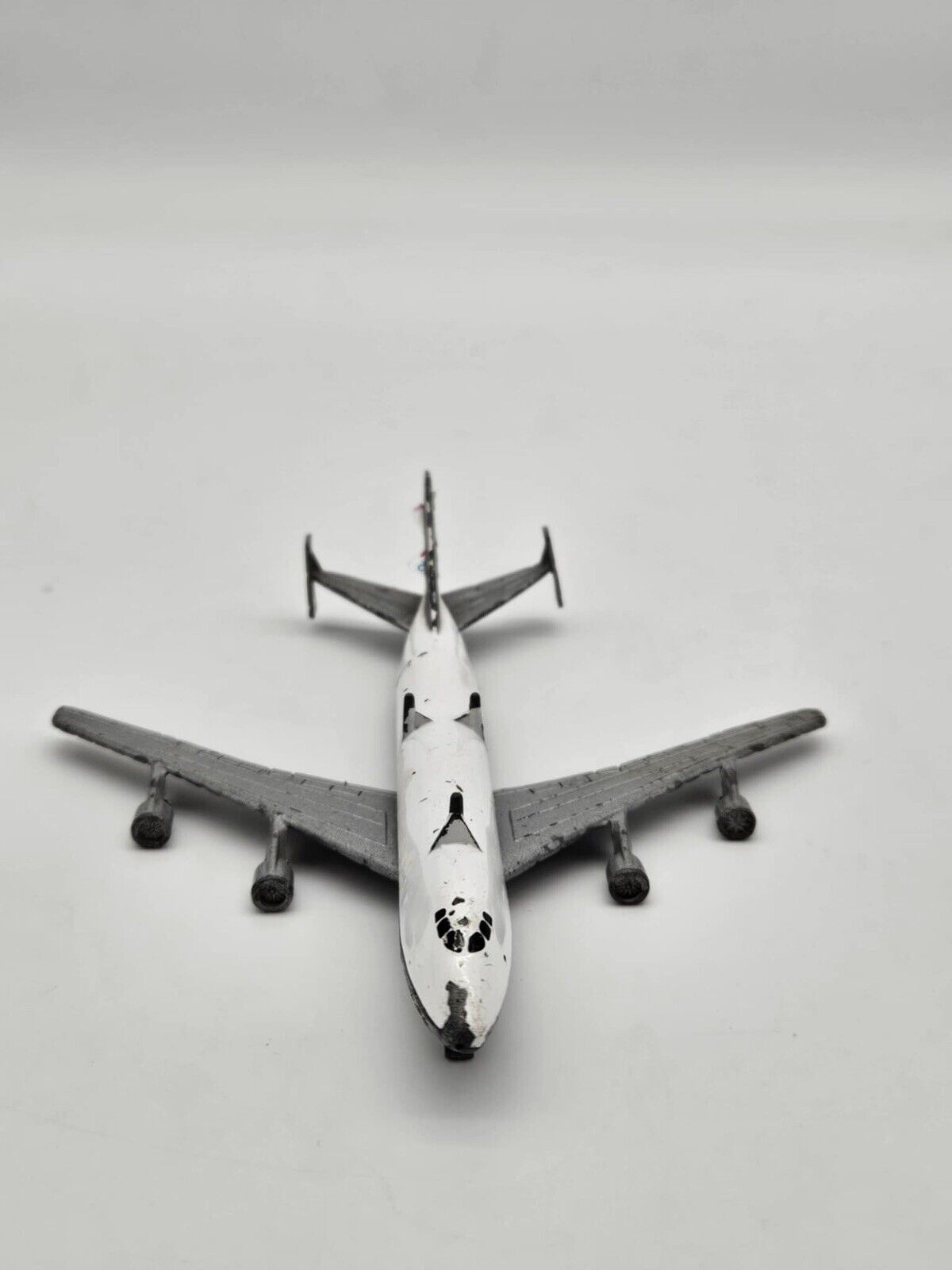 Vintage White Diecast Boeing 747 Model Airplane Toy VTY