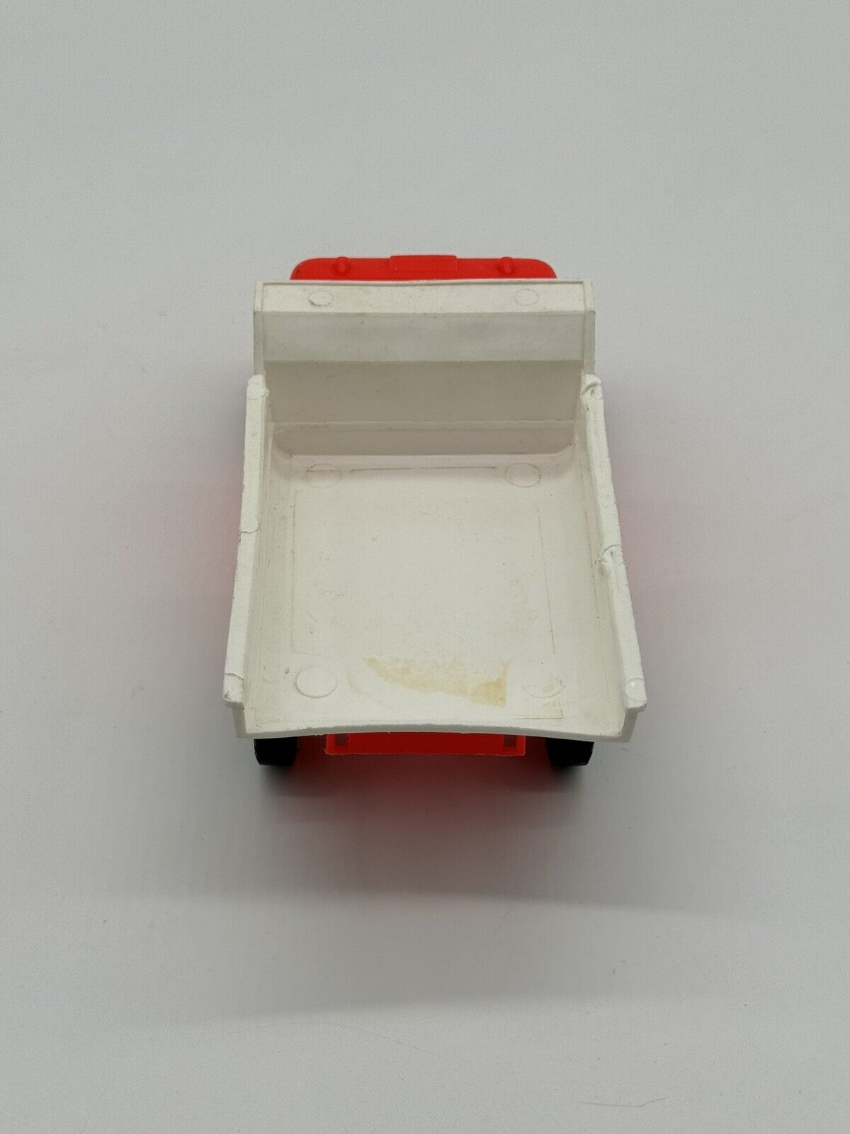 Plastic Truck American Plastics Dump Truck - VTY 005