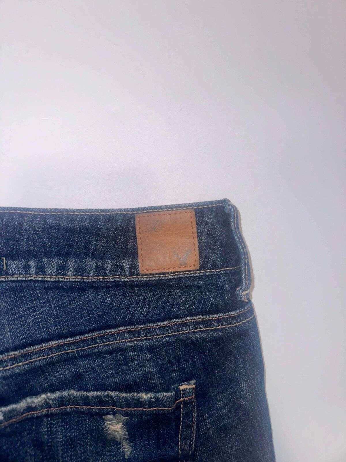 American Eagle Denim Short Shorts Women’s Size 8 Distressed & Cuffed Low Rise
