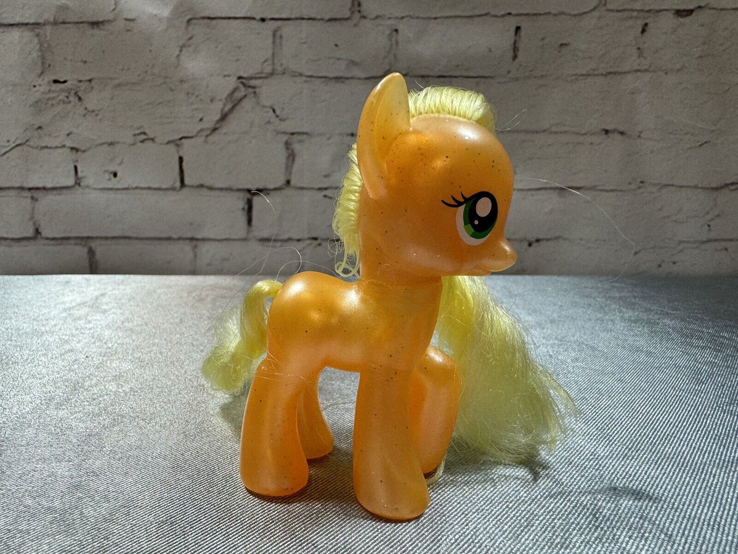 My Little Pony G4 "APPLEJACK" Explore Equestria (Pearlized Ponies)