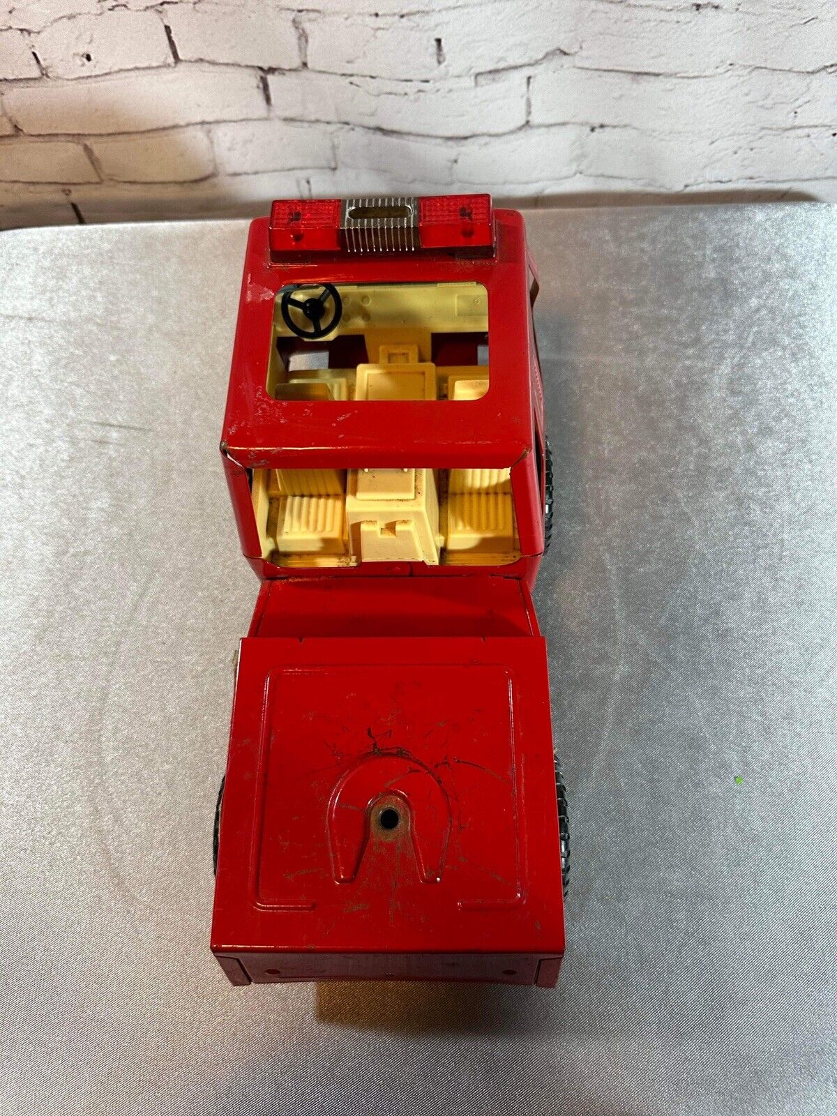 VNT Nylint Metal Muscle No. 5 Fire Engine Truck CAB ONLY. NO TRAILER 1980'S VTY