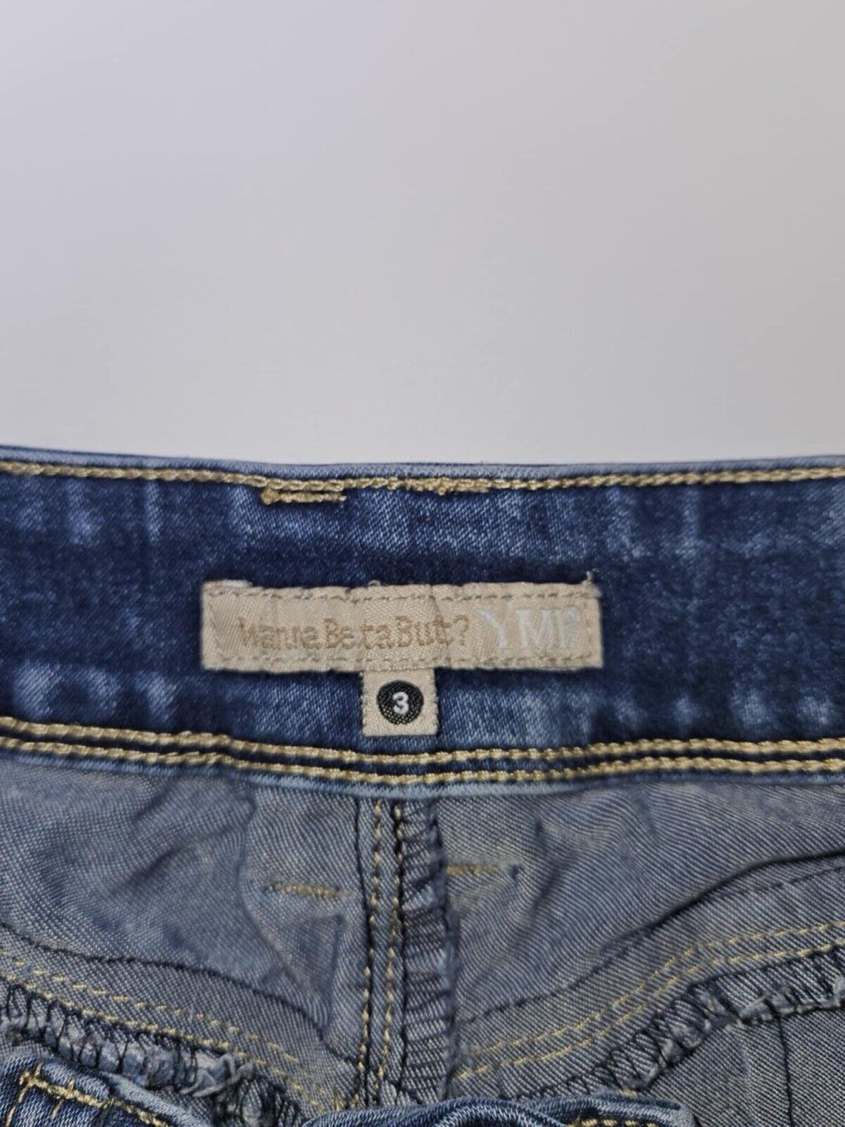 YMI Women's Med. Wash Stretch Denim Jeans Size 3(26"x32")