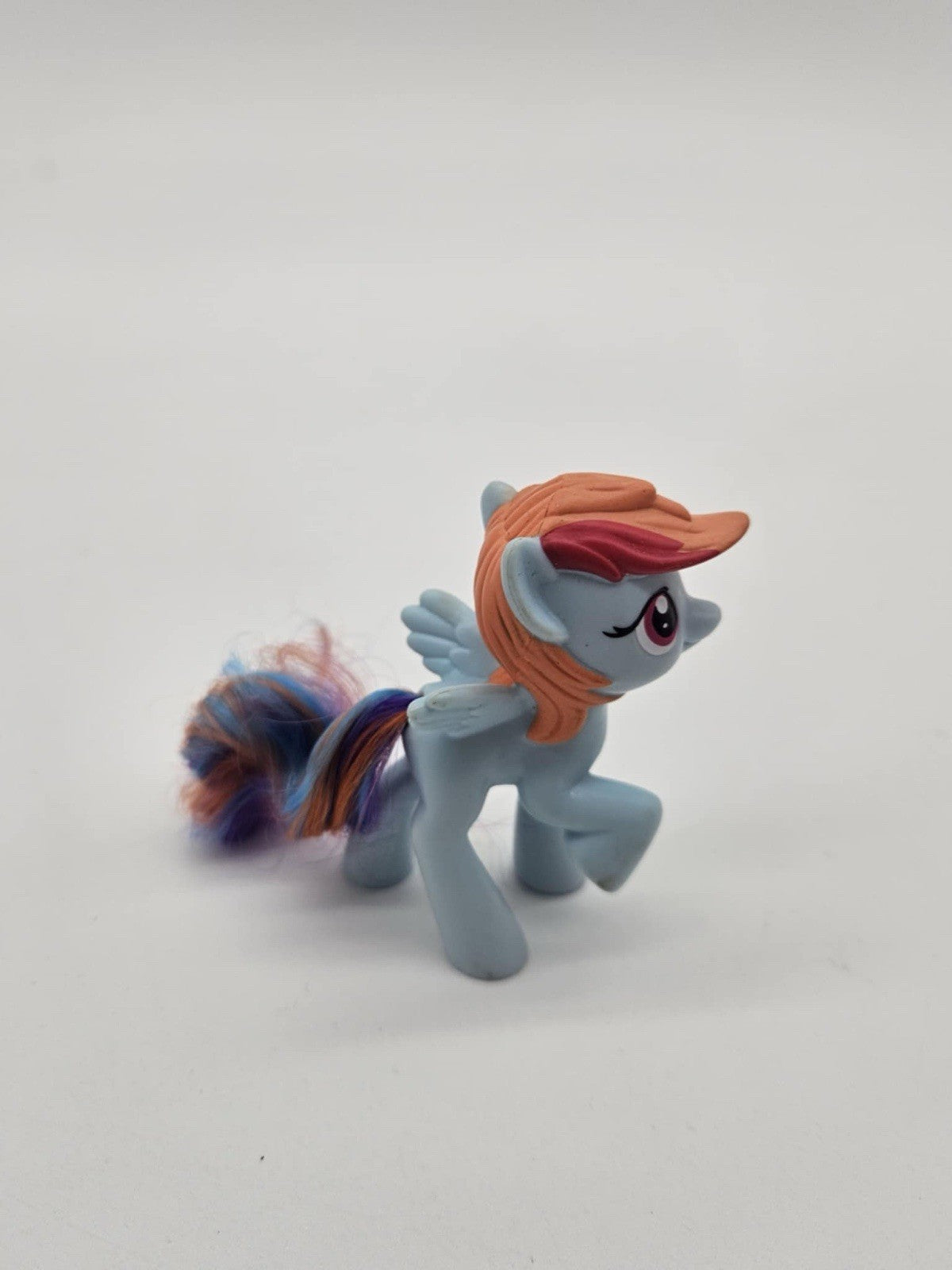 Hasbro McDonalds My Little Pony Rainbow Dash G4 Pony 2011 Happy Meal Toy 3"